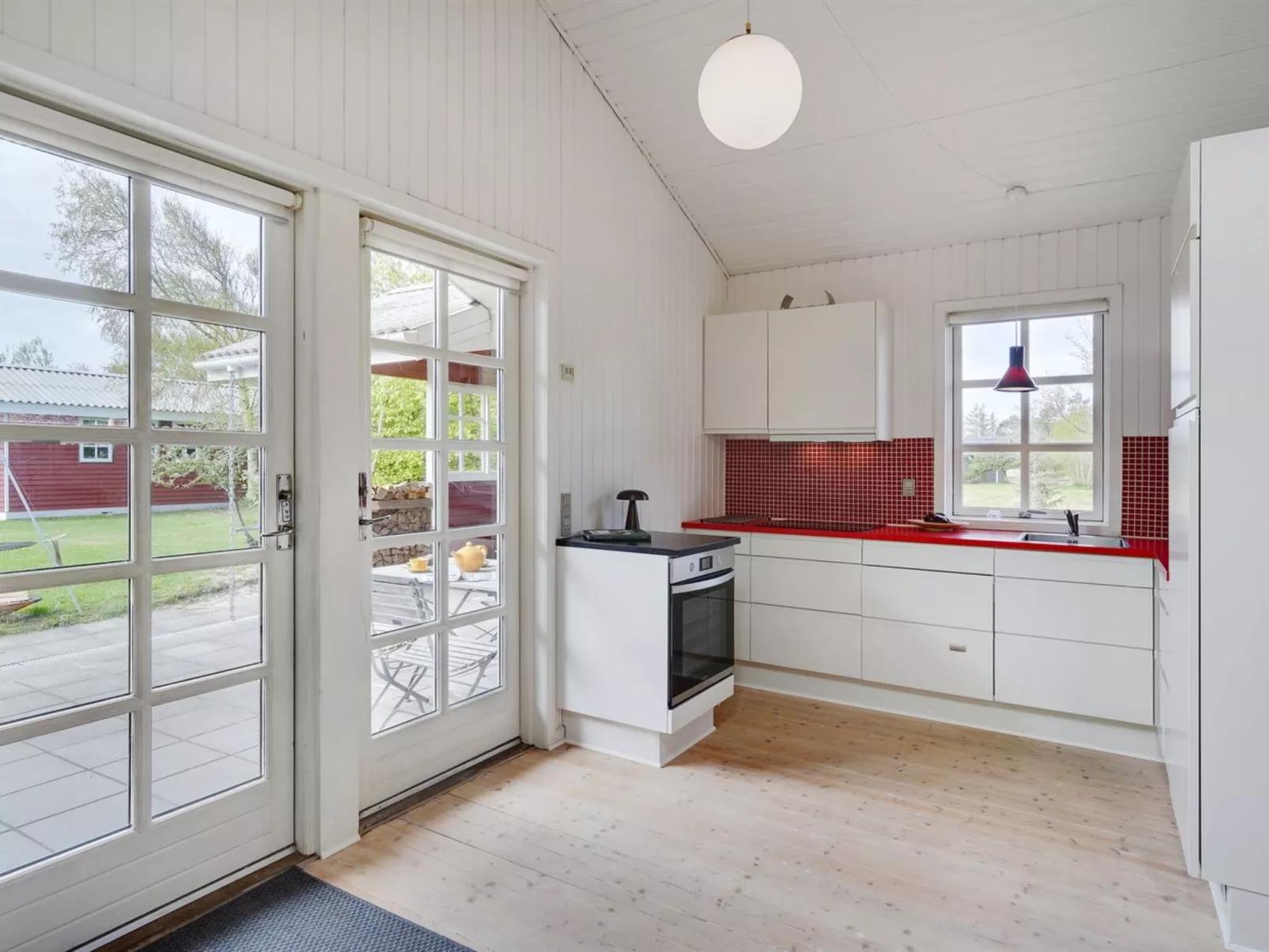 "Ansberga" - 1km from the sea-Binnen