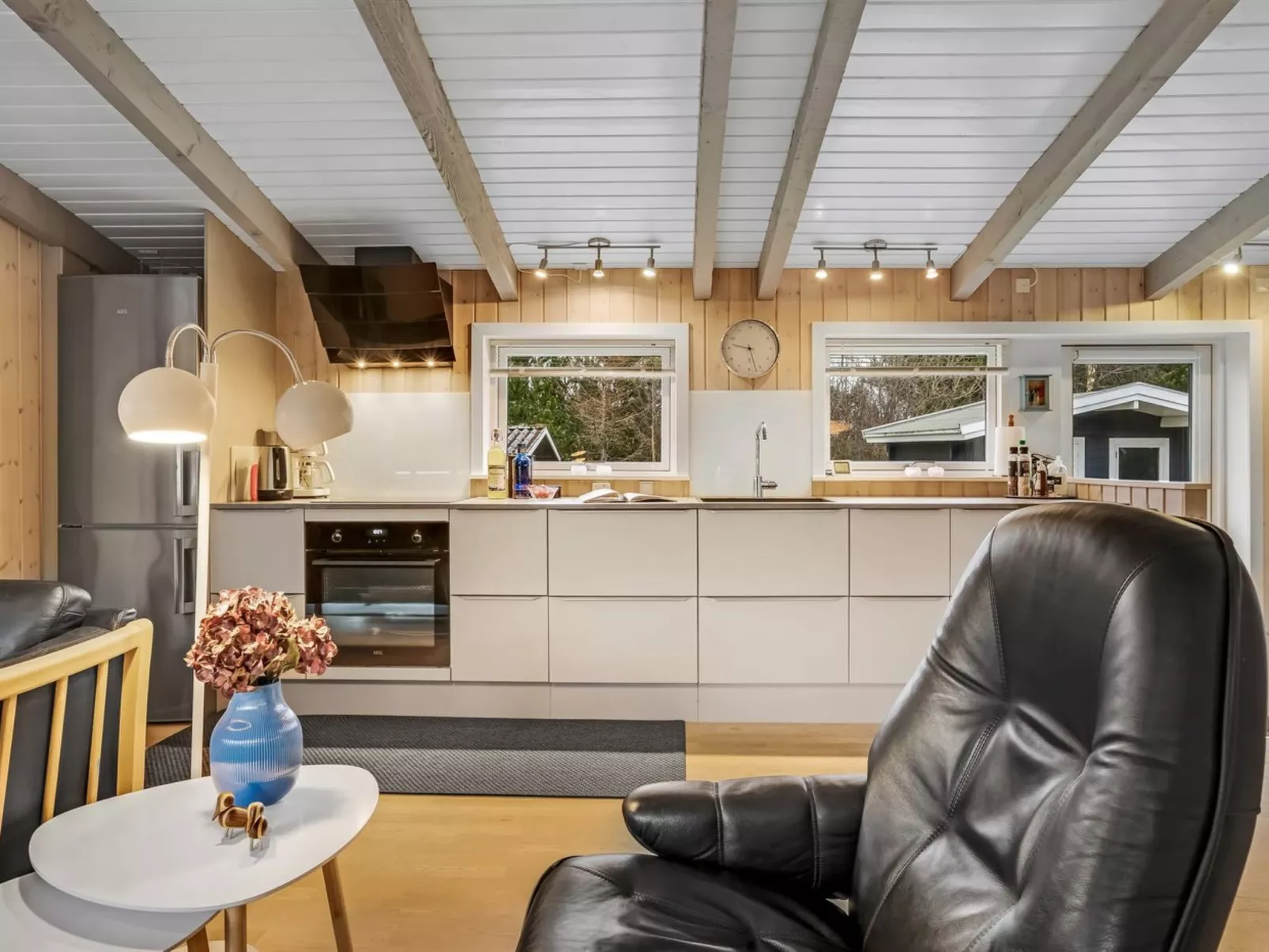 "Bia" - 250m from the sea-Binnen