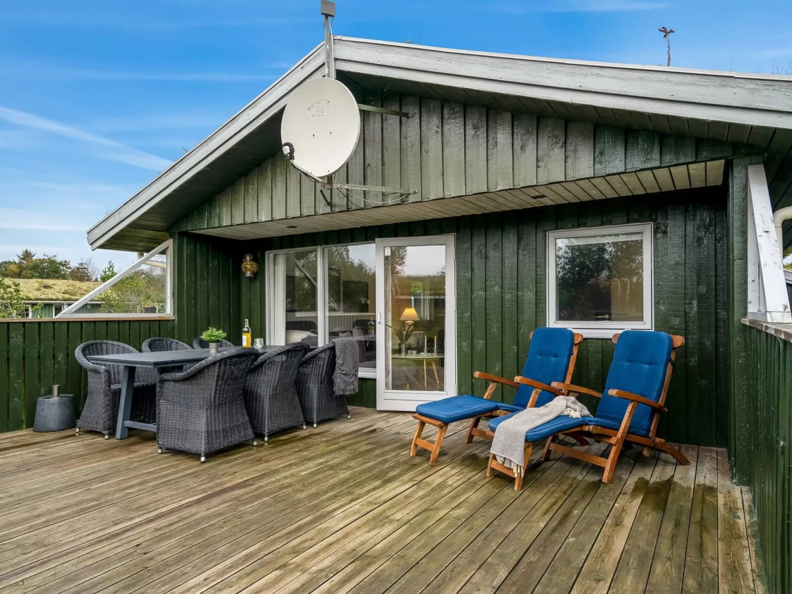 "Birghir" - 1.5km from the sea-Buiten