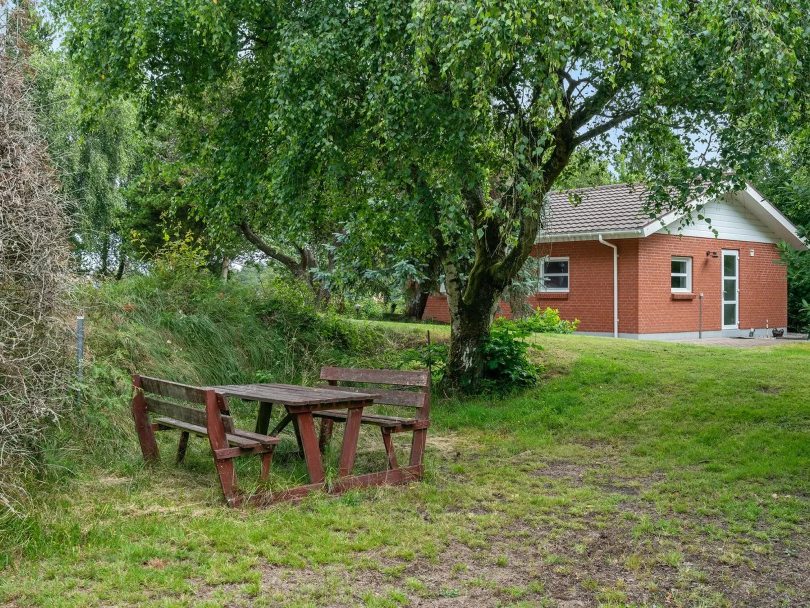 "Gwen" - 2.7km from the sea-Buiten