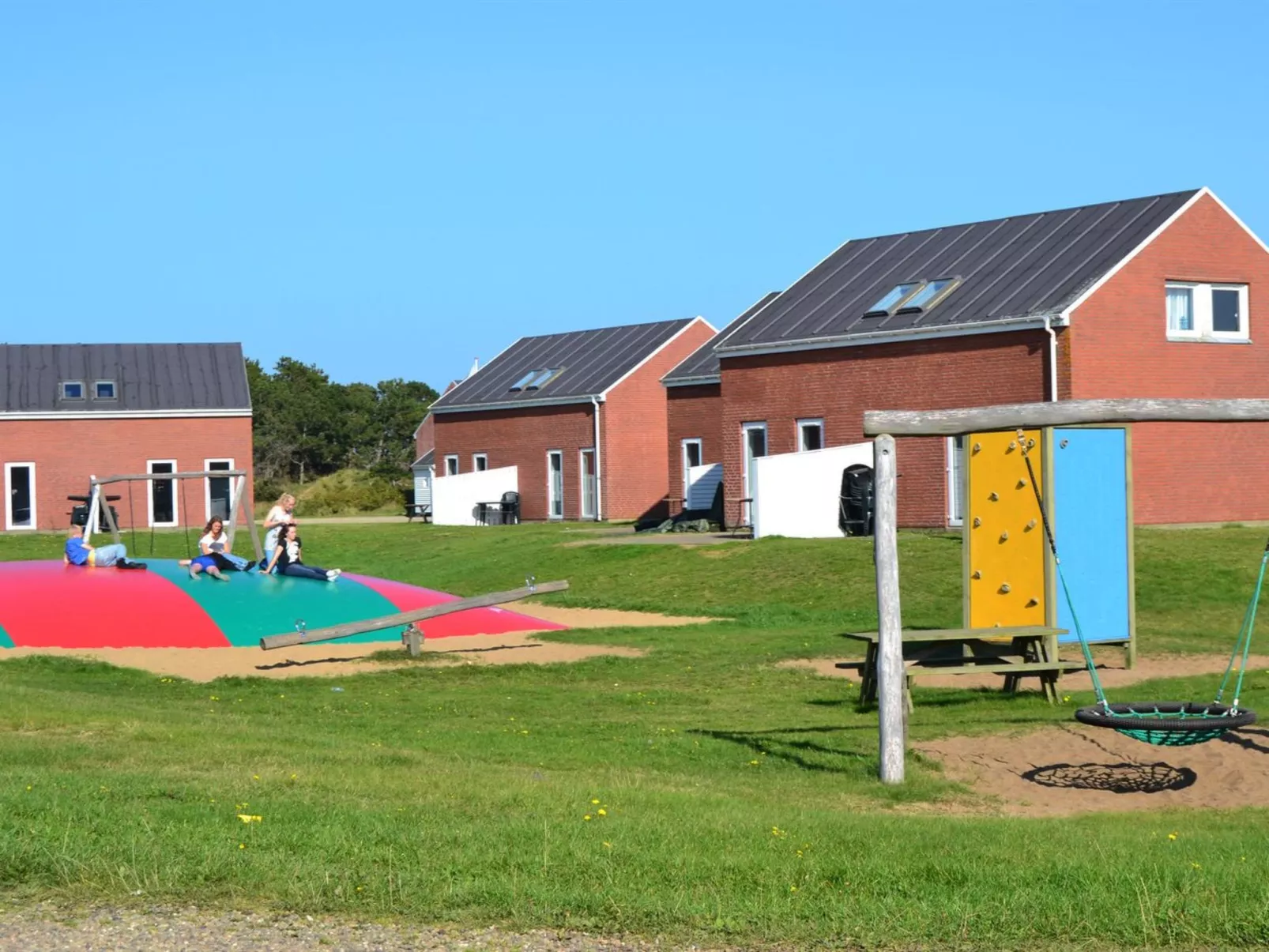 "Ennike" - 2.3km from the sea - Buiten
