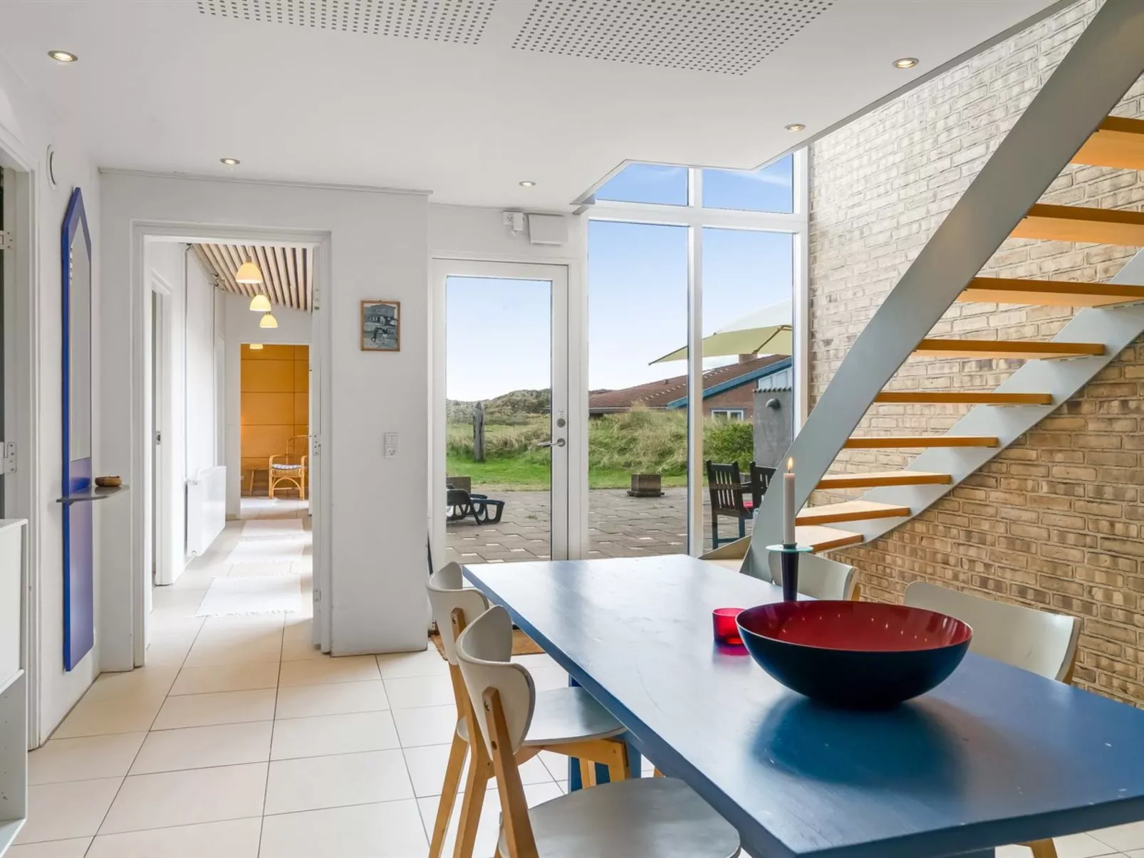 "Tinea" - 50m from the sea-Binnen