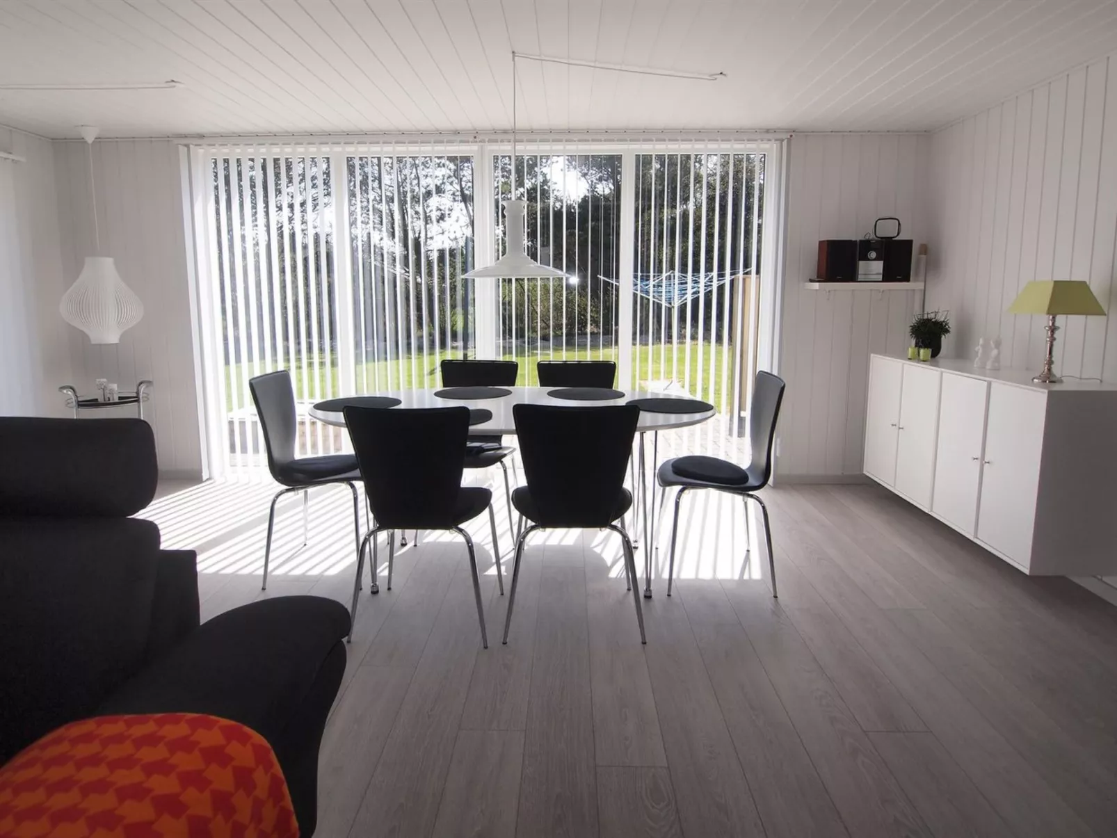 "Emmarenze" - 400m from the sea-Binnen