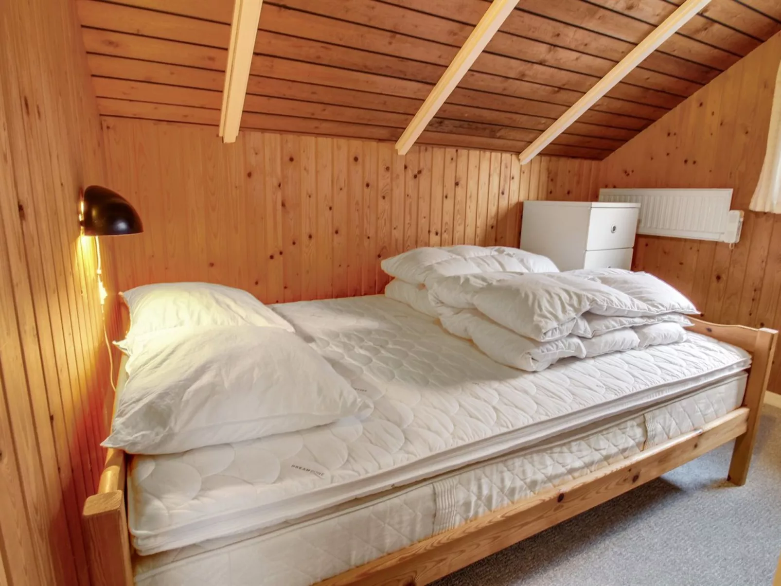 "Sebiorn" - 300m to the fjord-Binnen