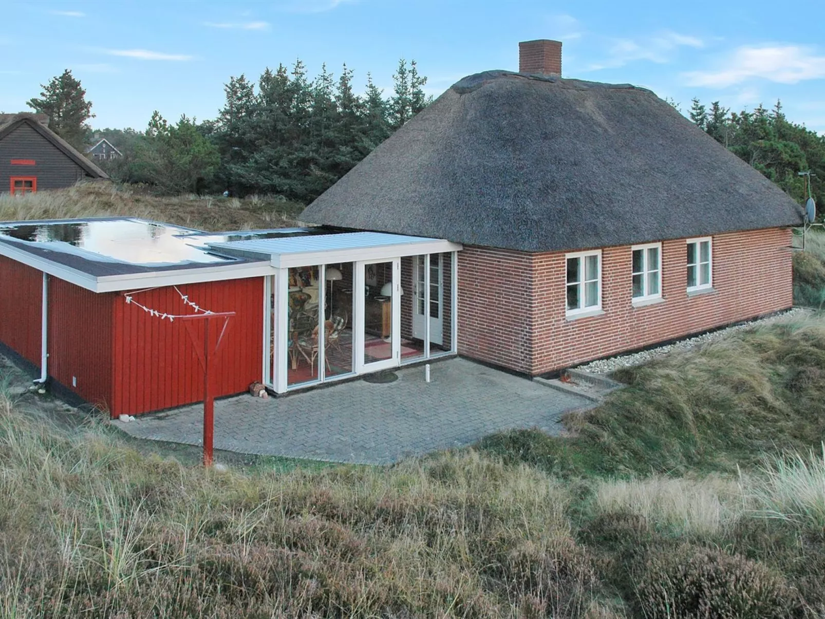 "Zuzan" - 500m from the sea-Buiten