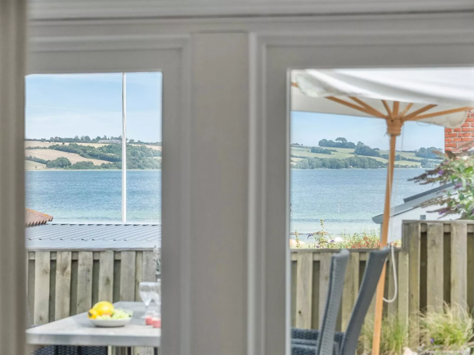 "Elain" -  from the sea-Buiten