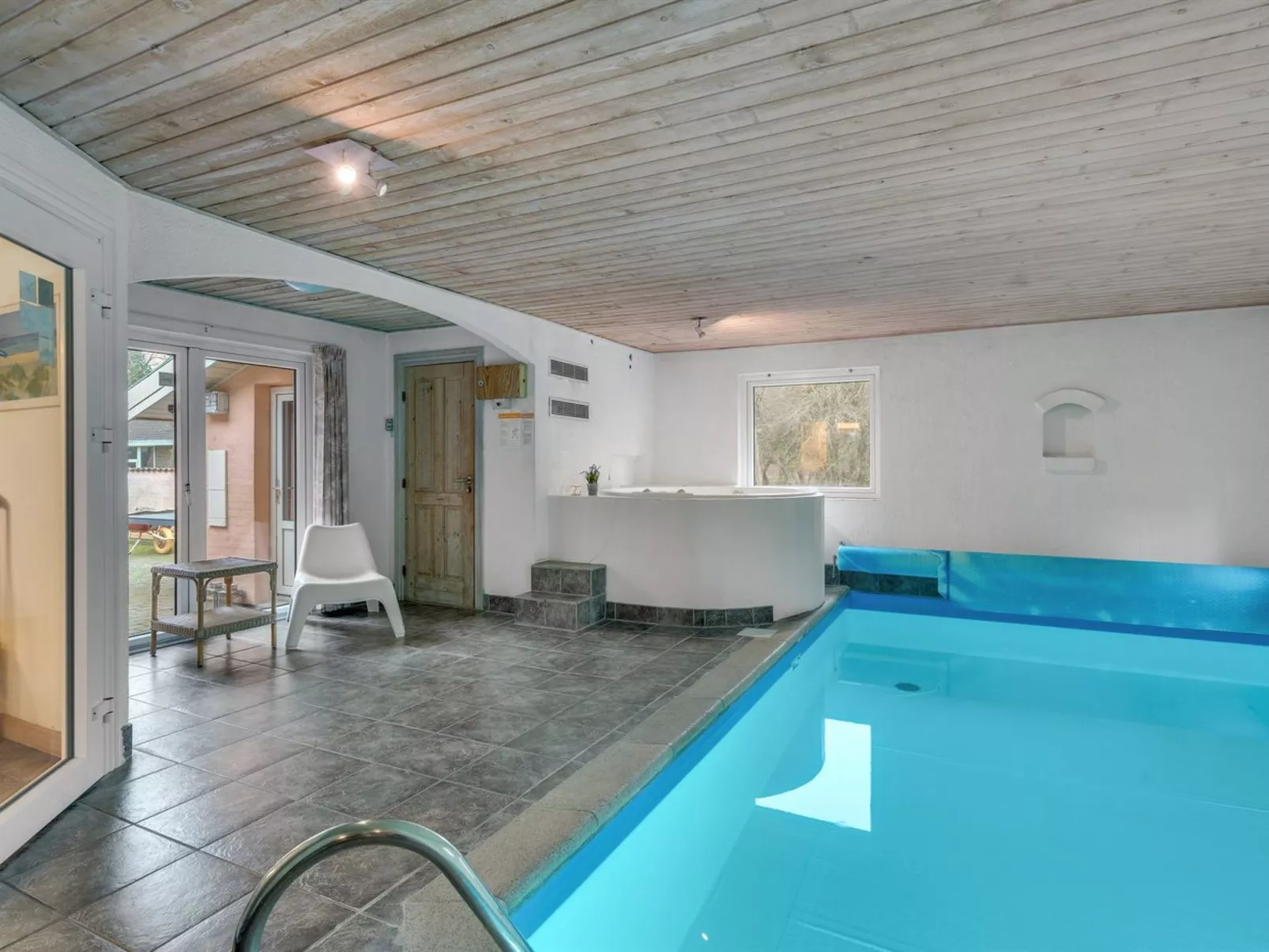 "Vicktoria" - 500m to the fjord-Buiten