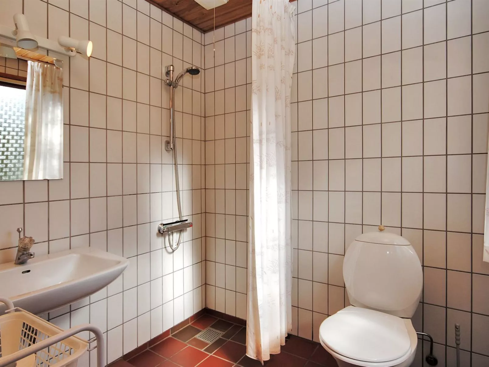 "Neven" - 900m from the sea-Binnen