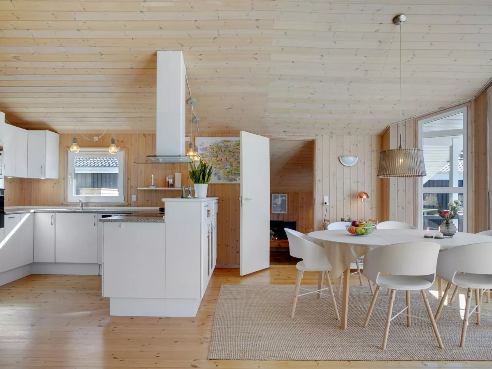 "Mika" - 1km from the sea-Binnen