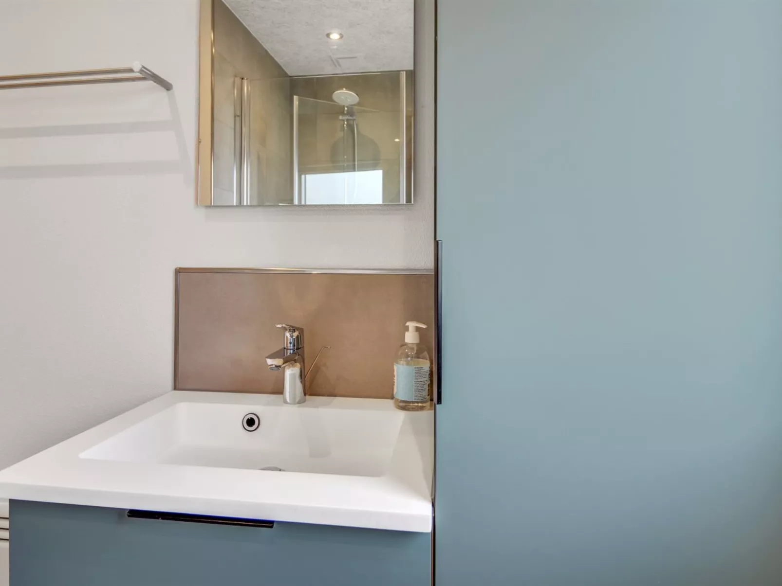 "Alaia" - 1km from the sea-Binnen