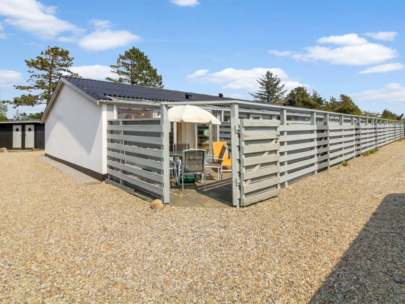 "Genadij" - 1km from the sea-Buiten