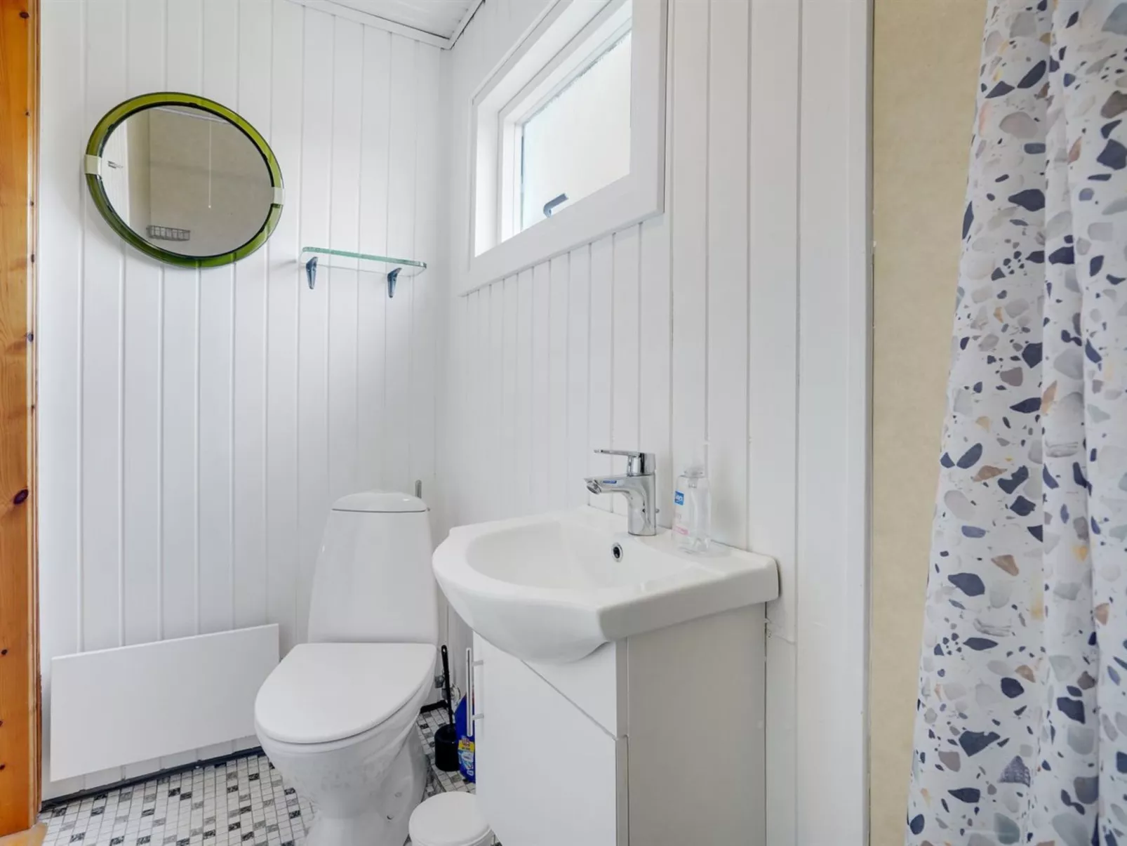 "Amilla" - 150m from the sea-Binnen