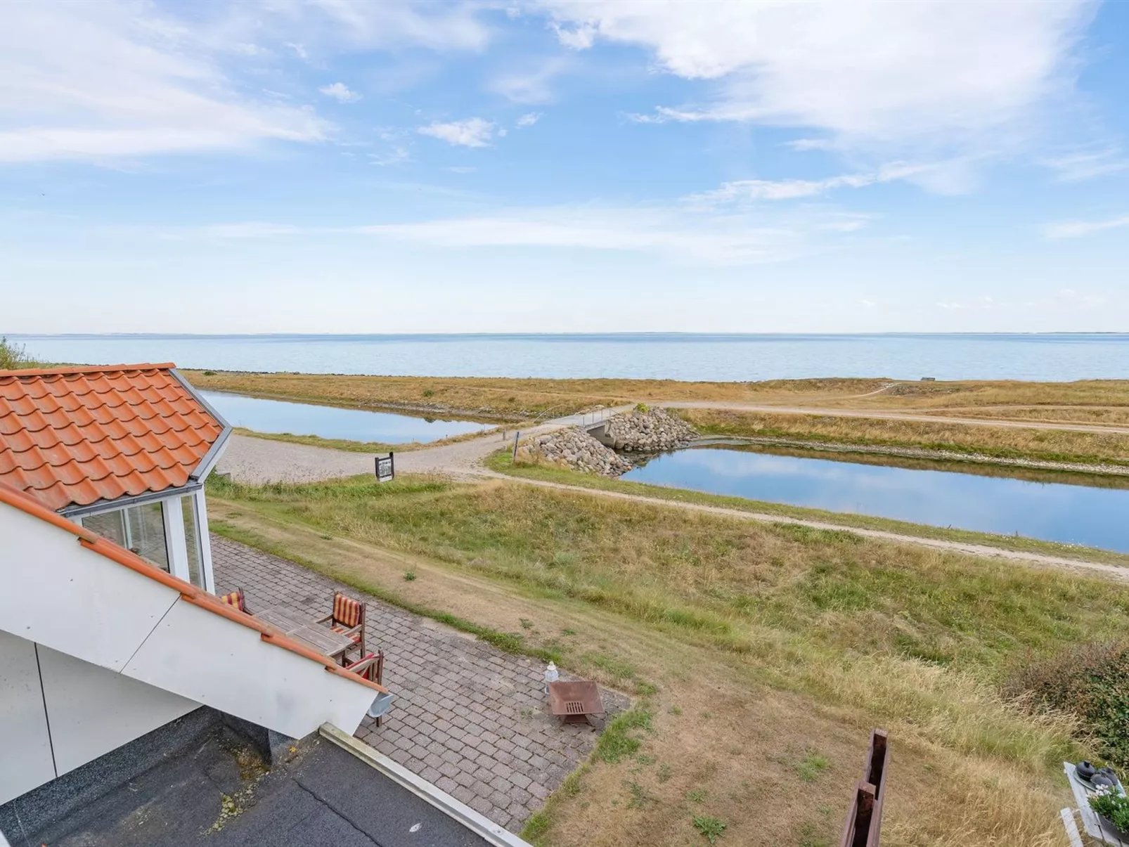 "Yorrick" - 50m to the fjord-Buiten