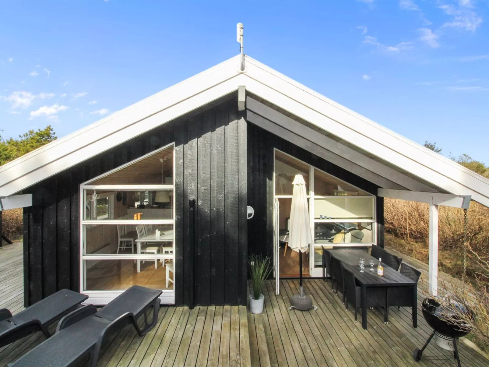 "Ømod" - 300m from the sea-Buiten