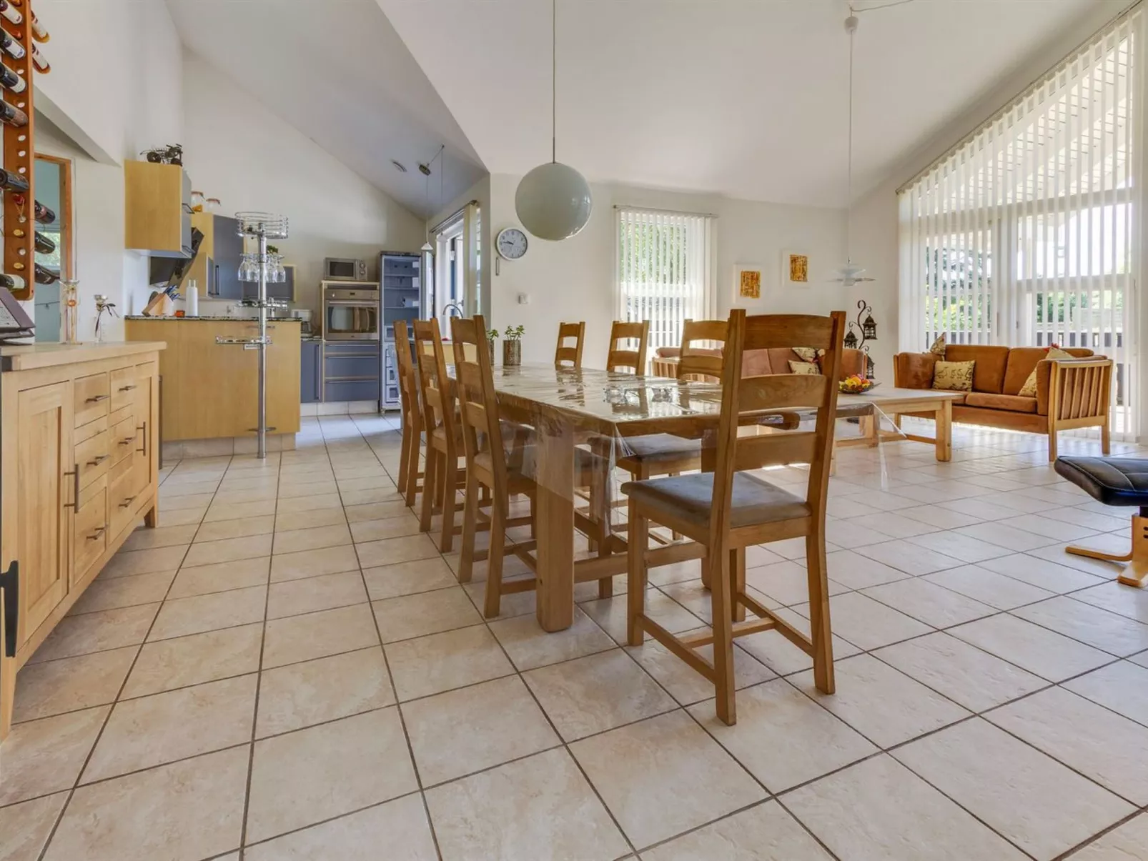 "Lyydia" - 1km from the sea-Binnen