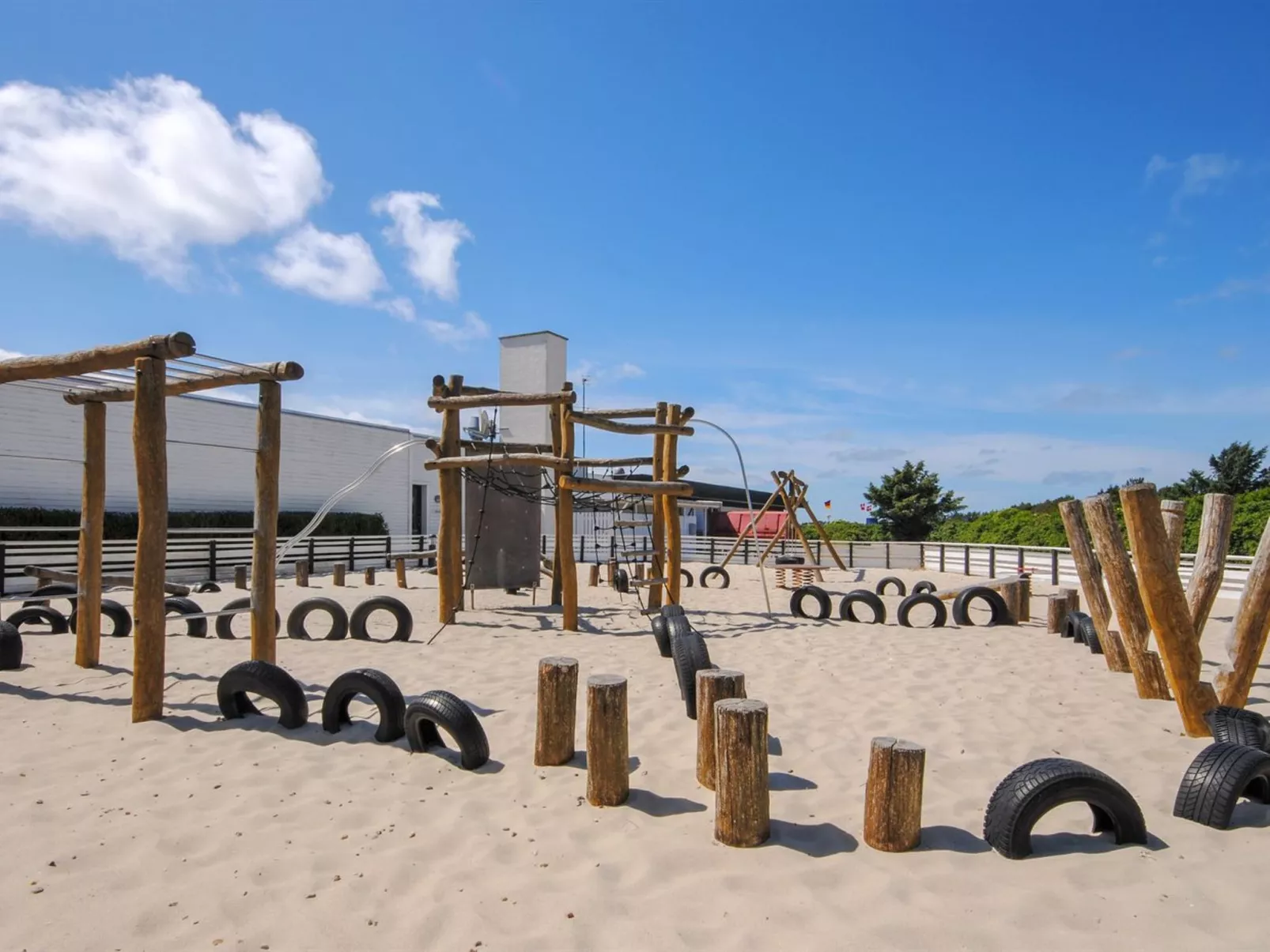 "Dineke" - 200m to the fjord-Binnen