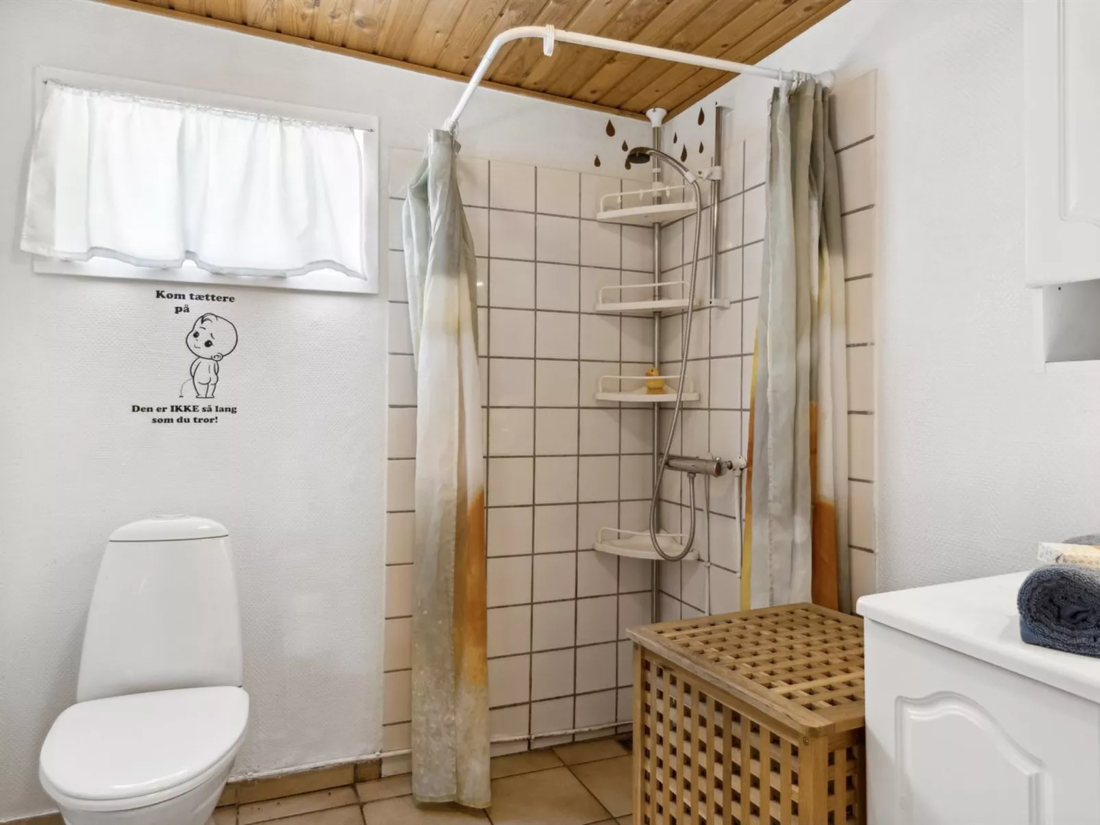 "Annamie" - 650m from the sea-Binnen