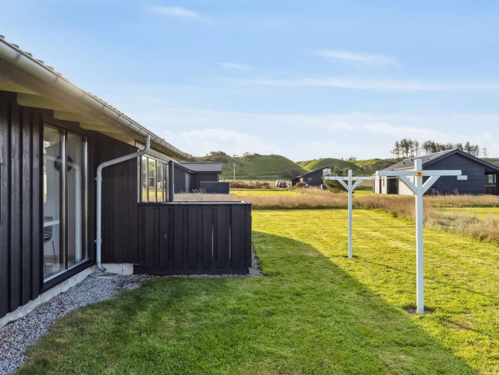 "Auvo" - 600m from the sea-Buiten