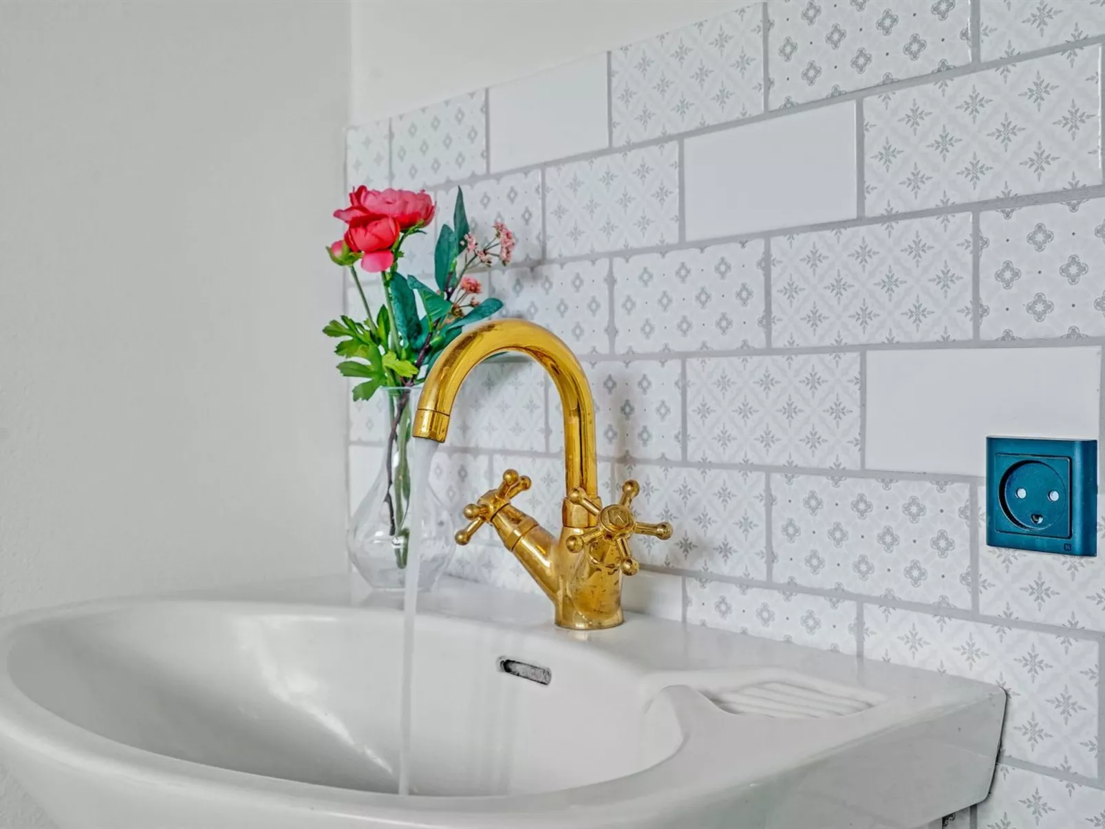 "Quirina" - 75m from the sea-Binnen