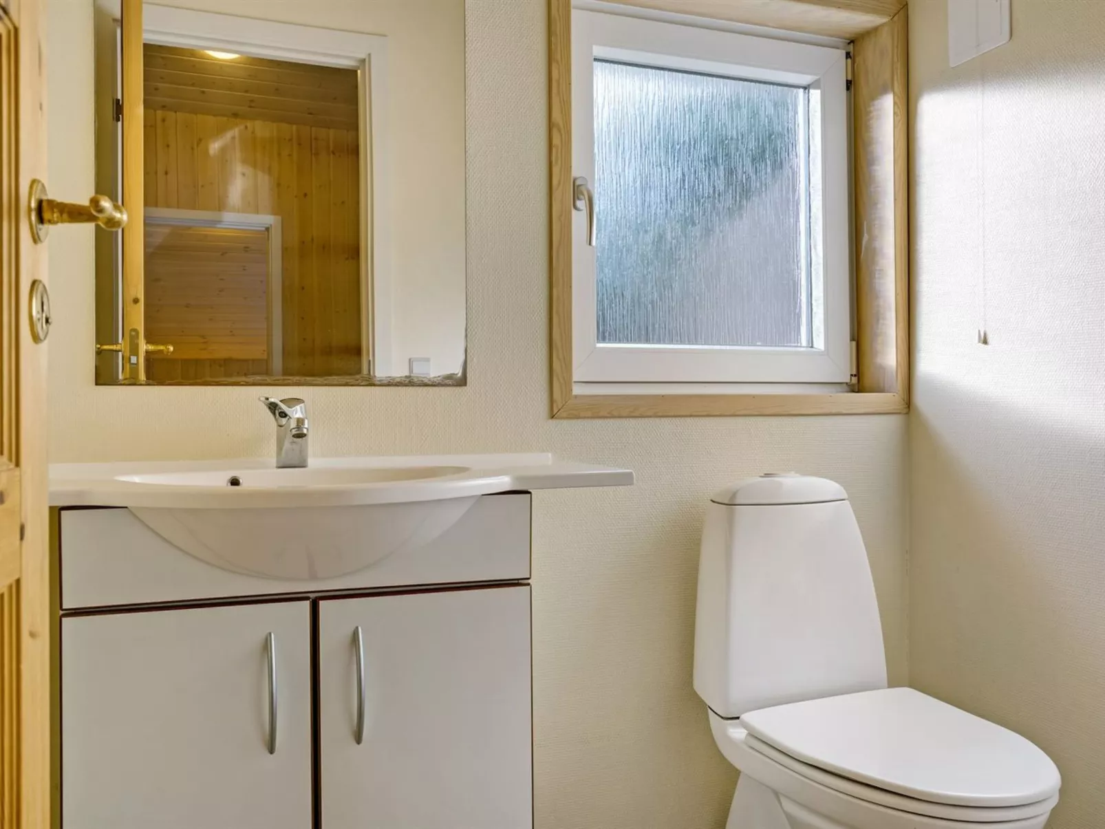 "Tyki" - 12km from the sea-Binnen