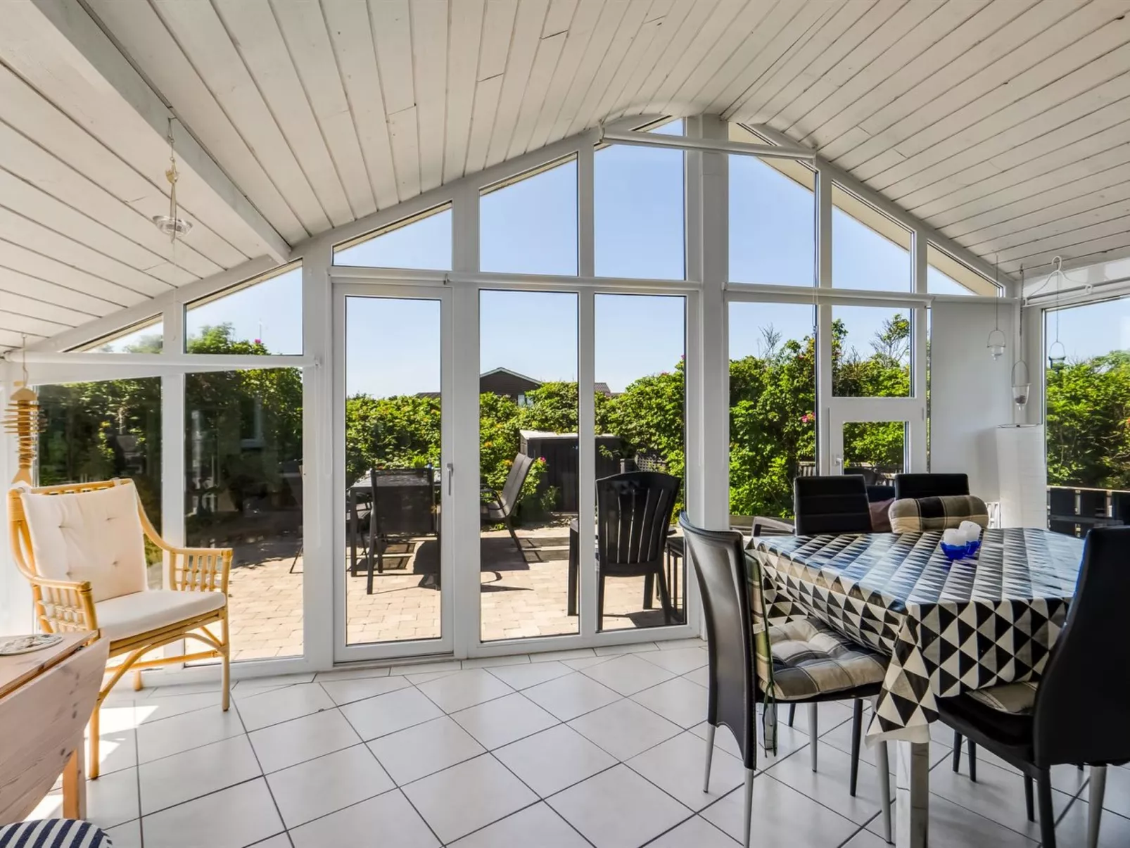 "Telse" - 375m from the sea-Binnen