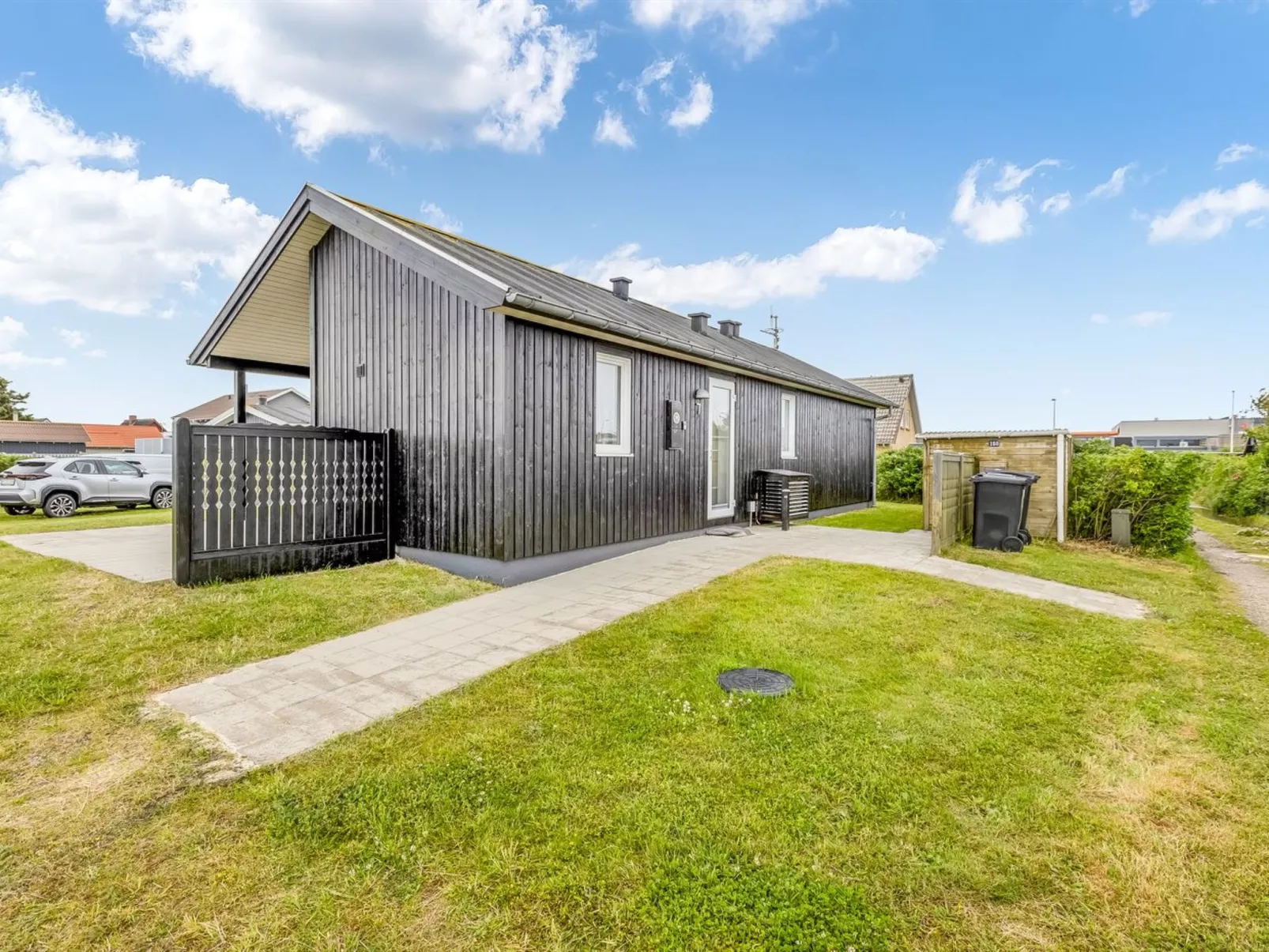 "Mara" -  from the sea-Buiten