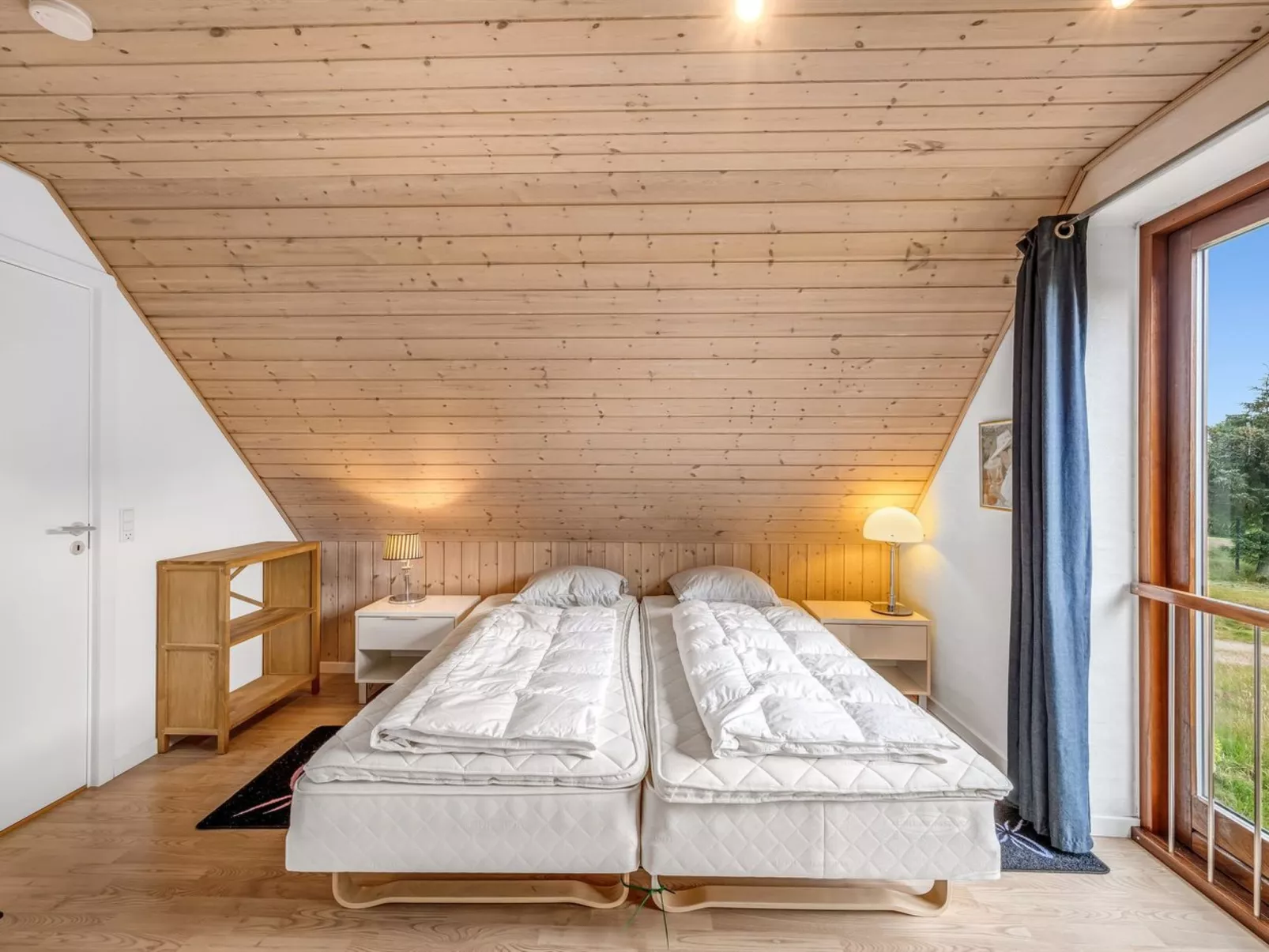 "Martje" - 900m from the sea-Binnen