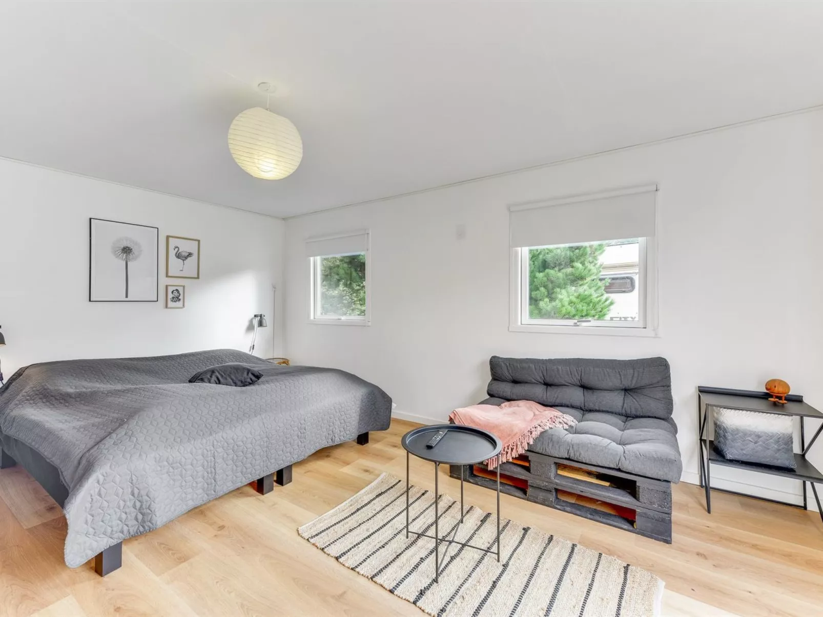 "Doreen" -  from the sea-Binnen