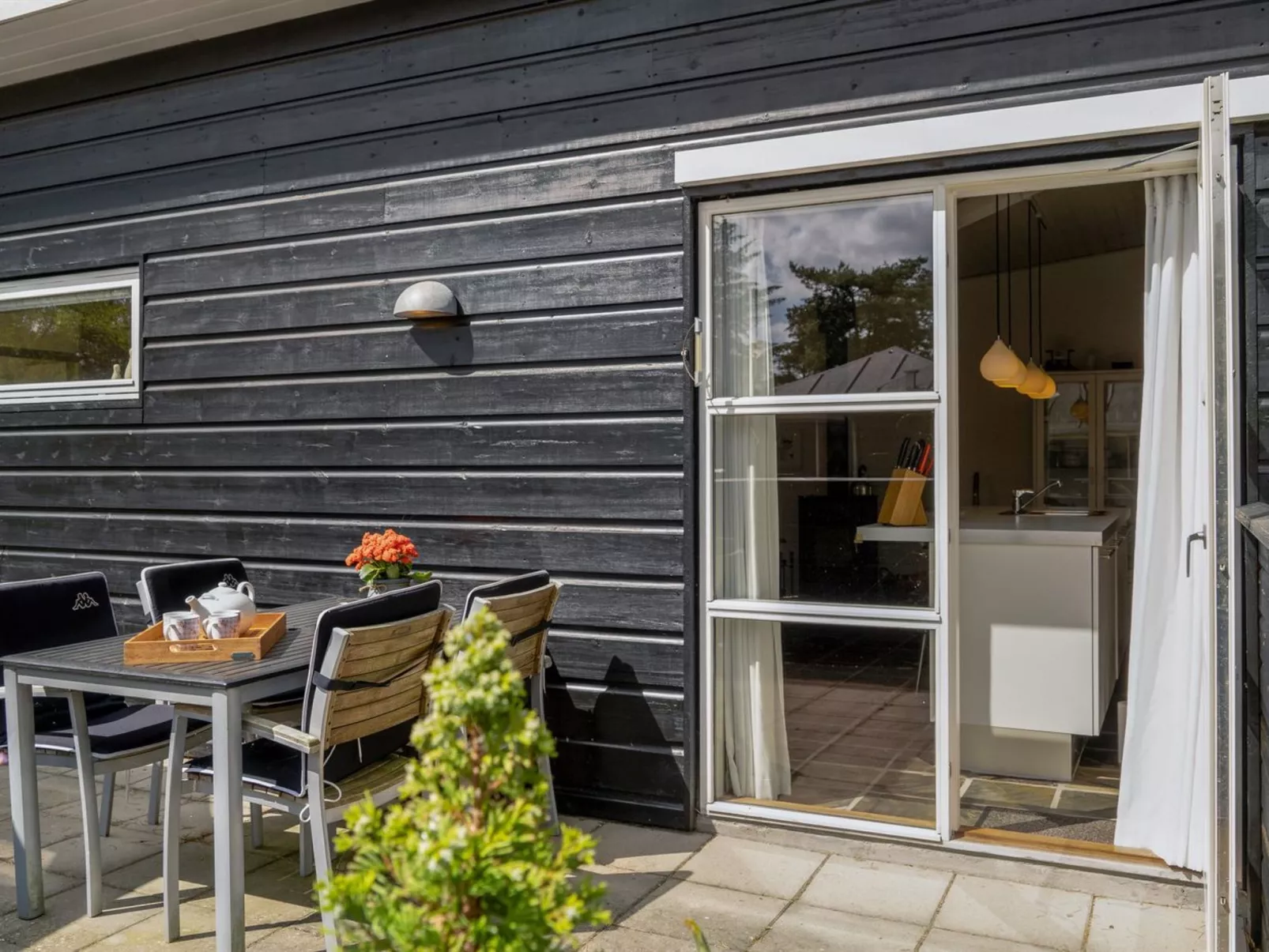 "Nele" - 400m from the sea-Buiten