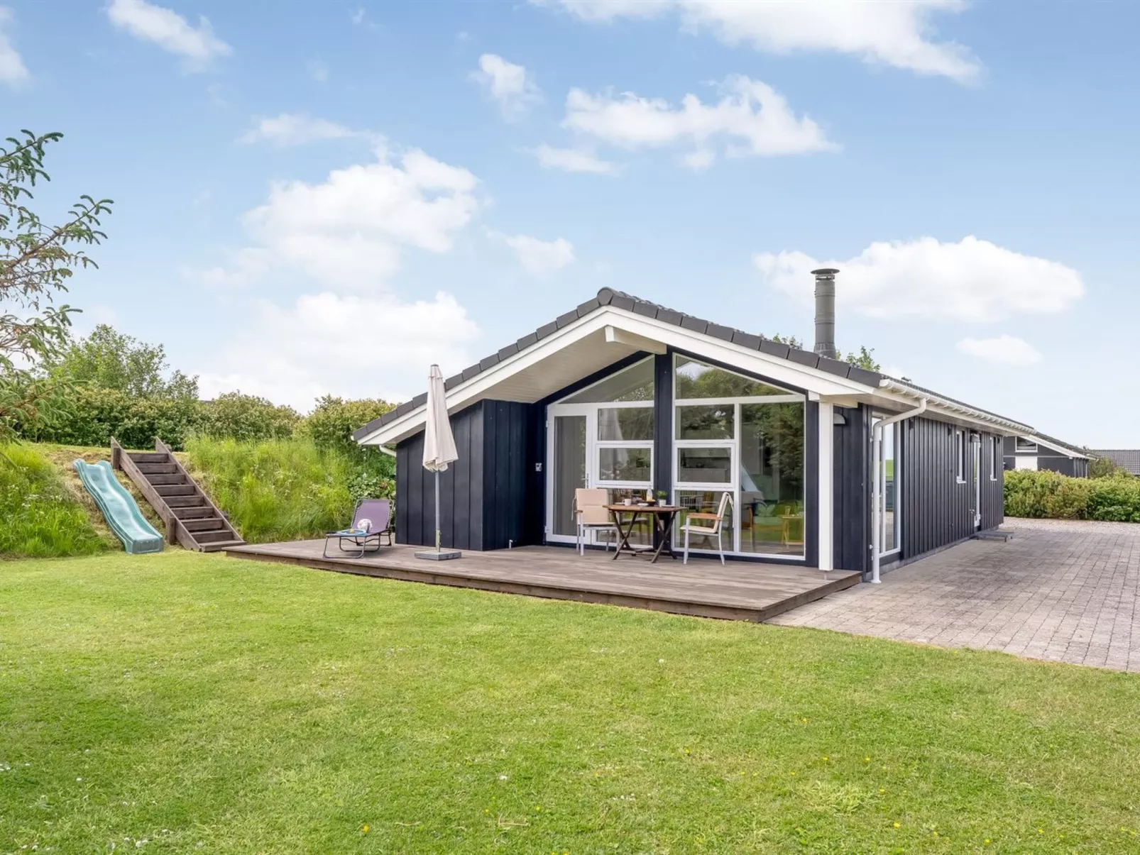 "Tanna" - 330m to the fjord-Buiten