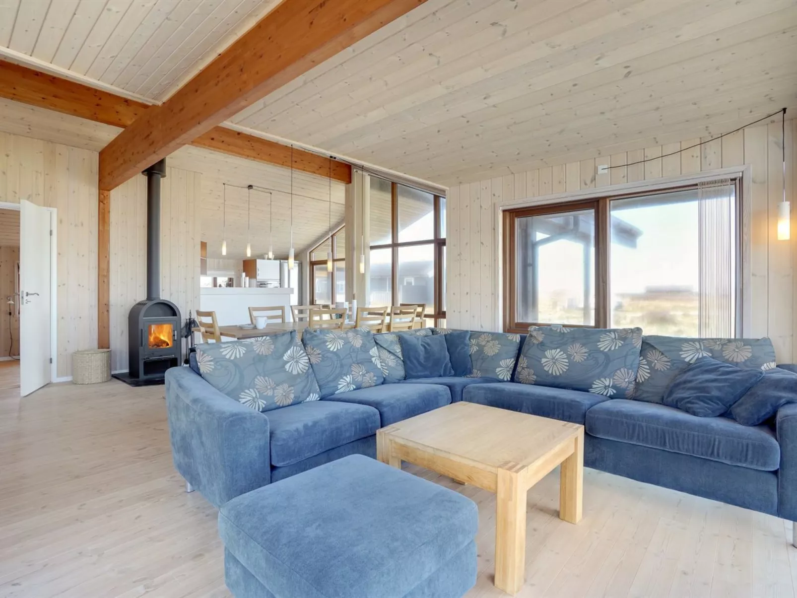 "Tjarko" - 150m from the sea-Binnen