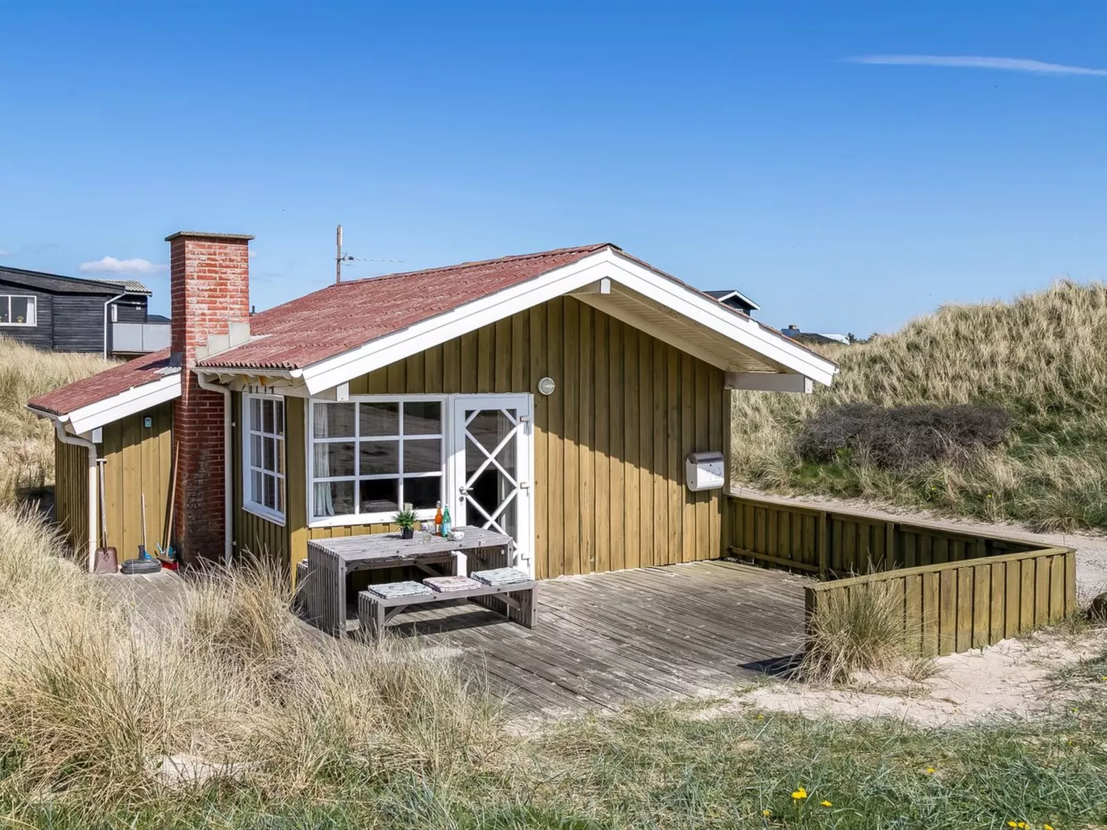 "Guthfrith" - 100m from the sea-Buiten