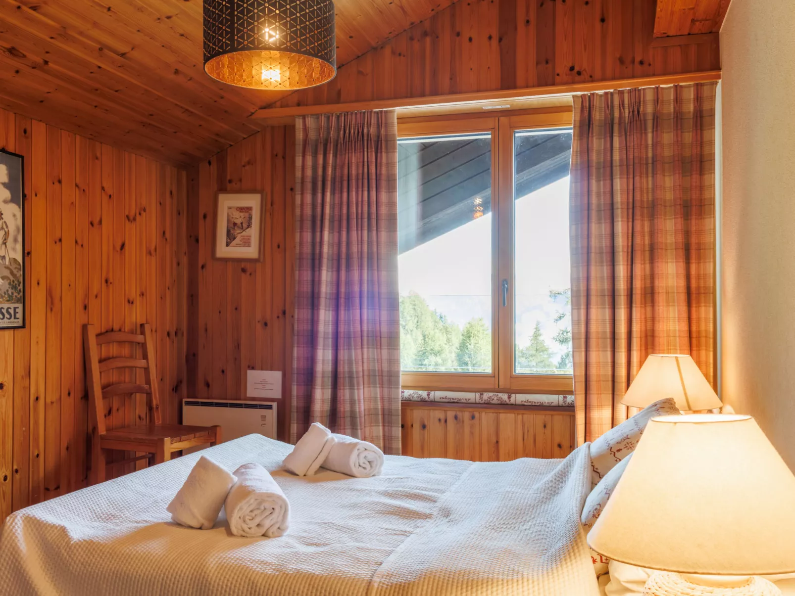 Dents Rousses B4-Binnen