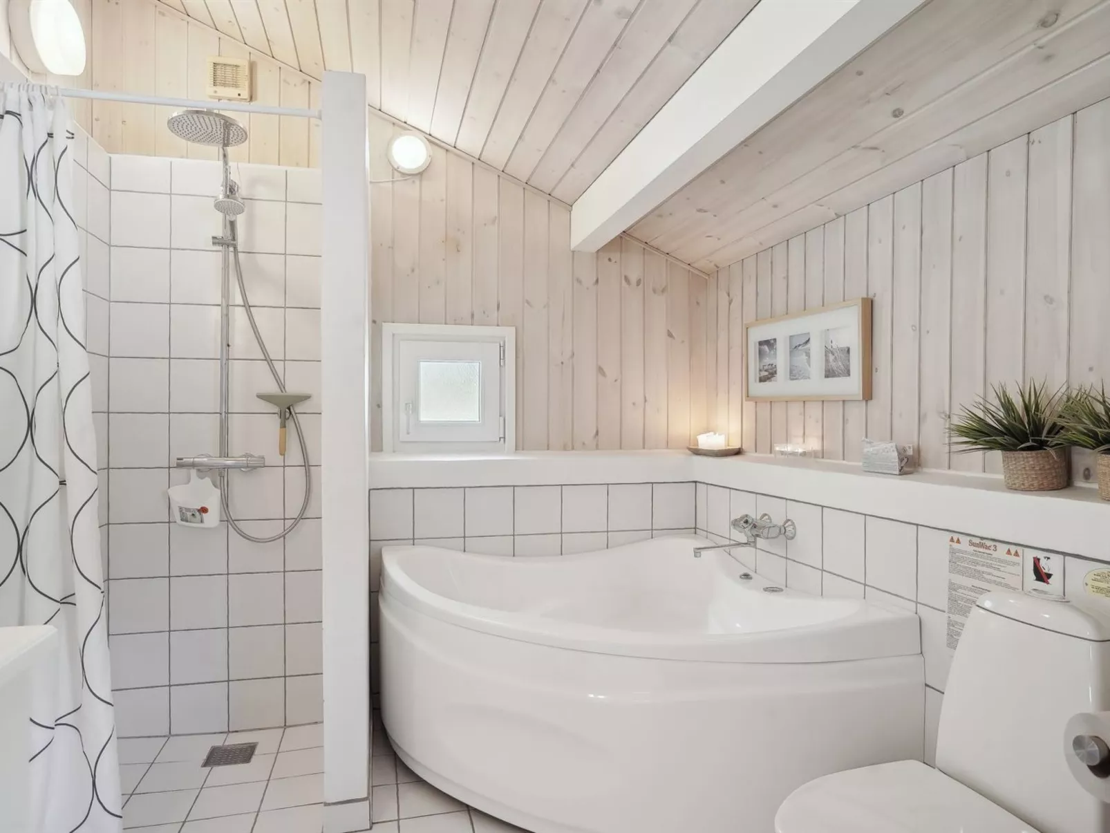 "Ilka" - 375m from the sea-Binnen