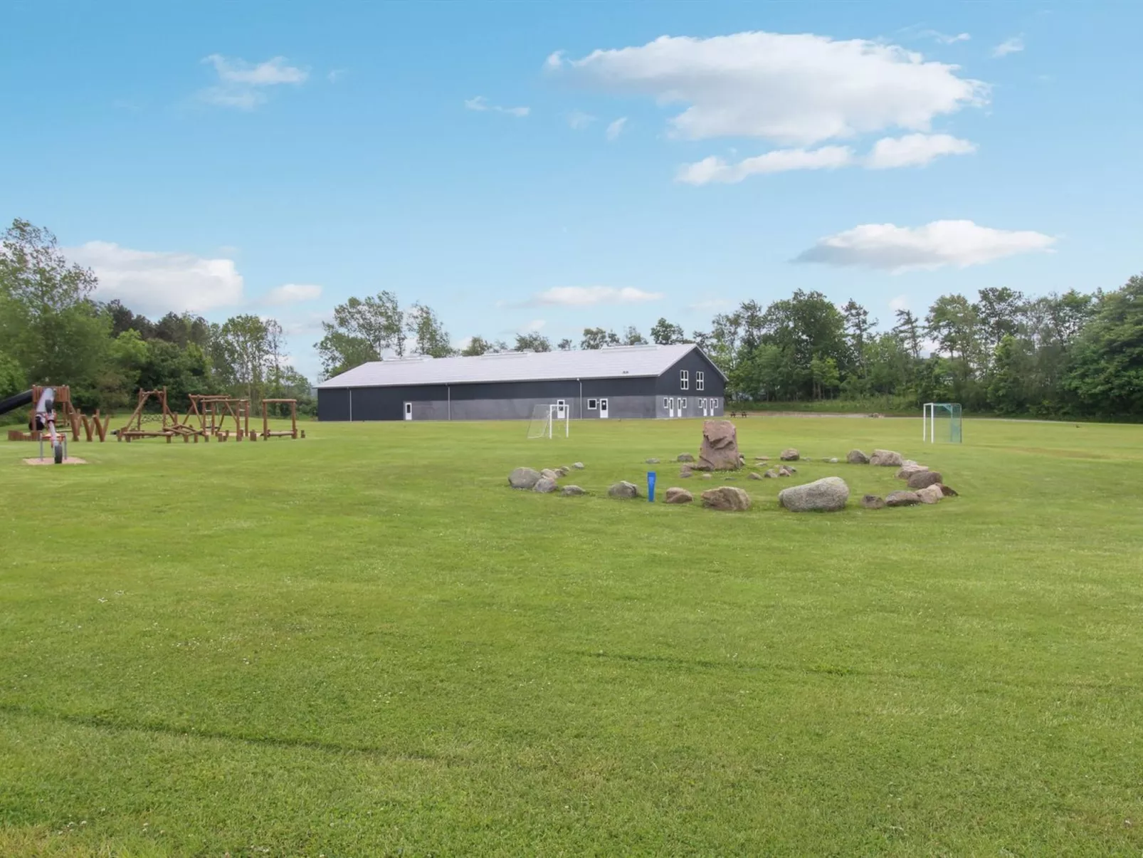 "Sointu" - 250m from the sea-Buiten