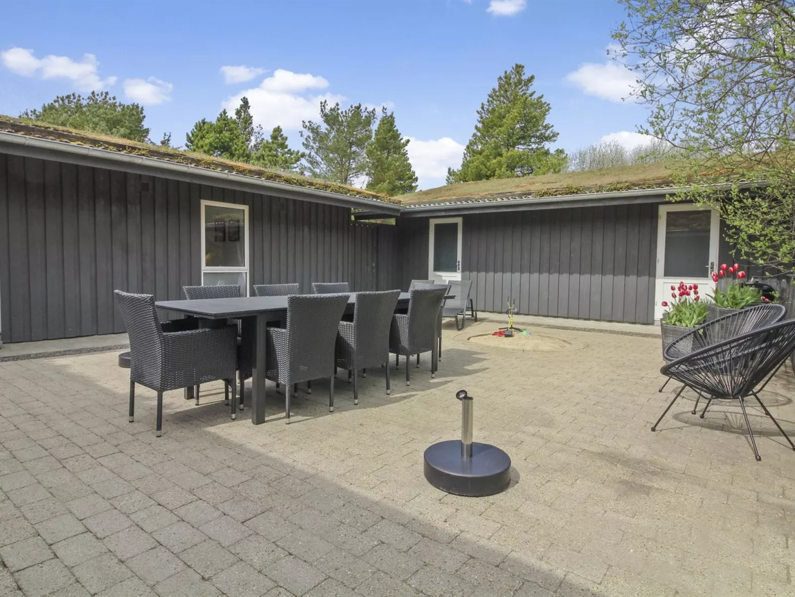 "Vieno" - 2.6km from the sea-Buiten