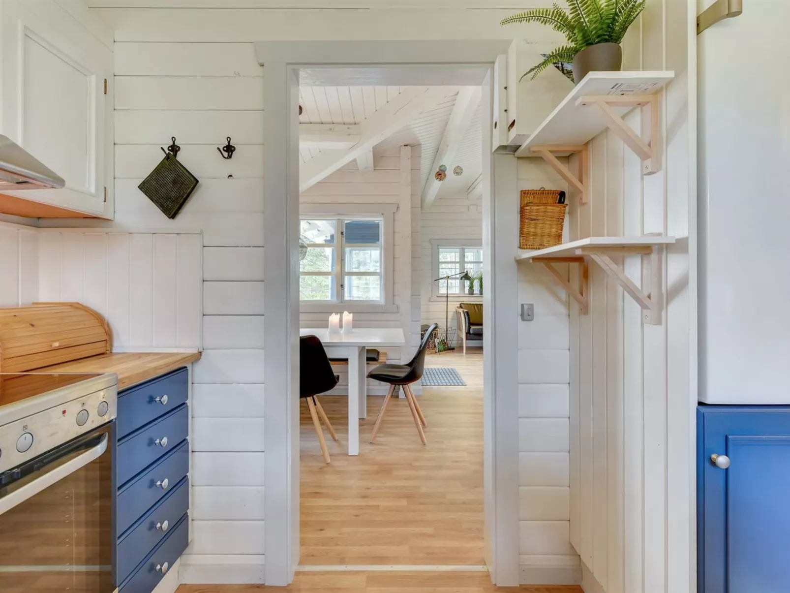 "Semund" - 2km from the sea-Binnen