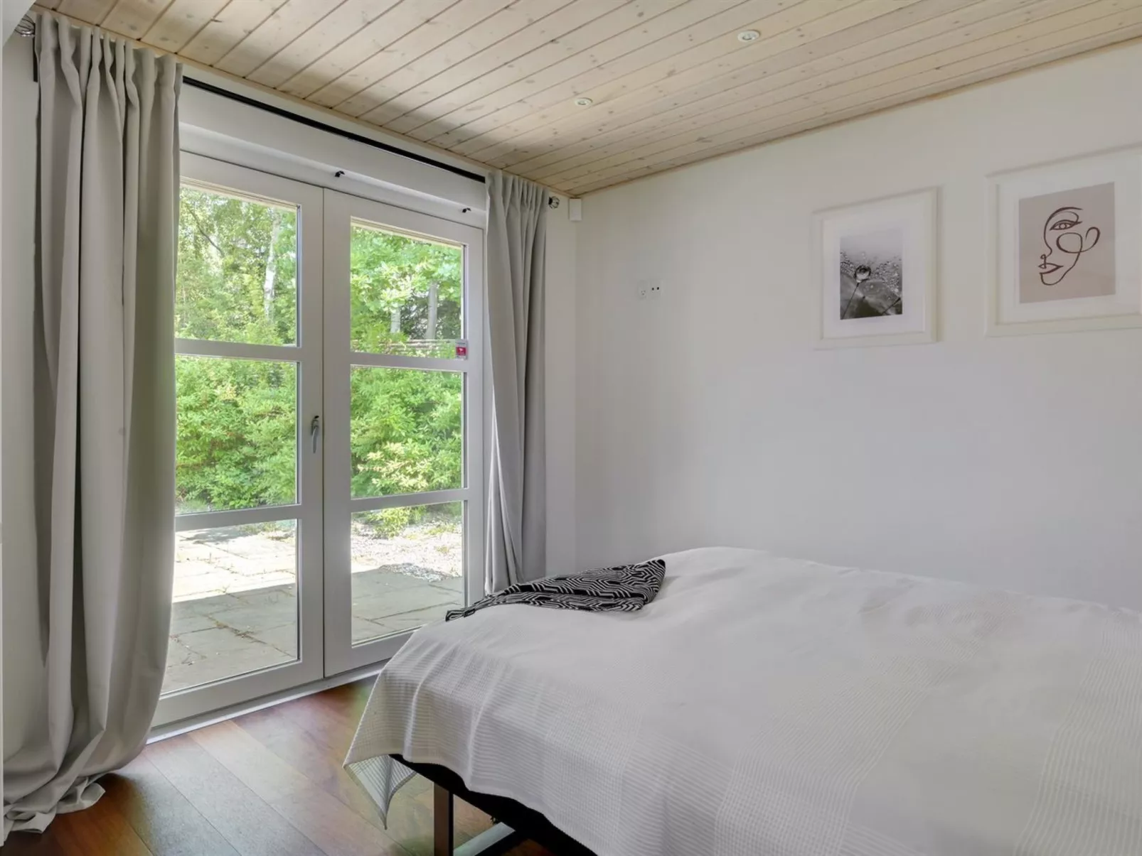 "Elline" - 450m from the sea-Binnen