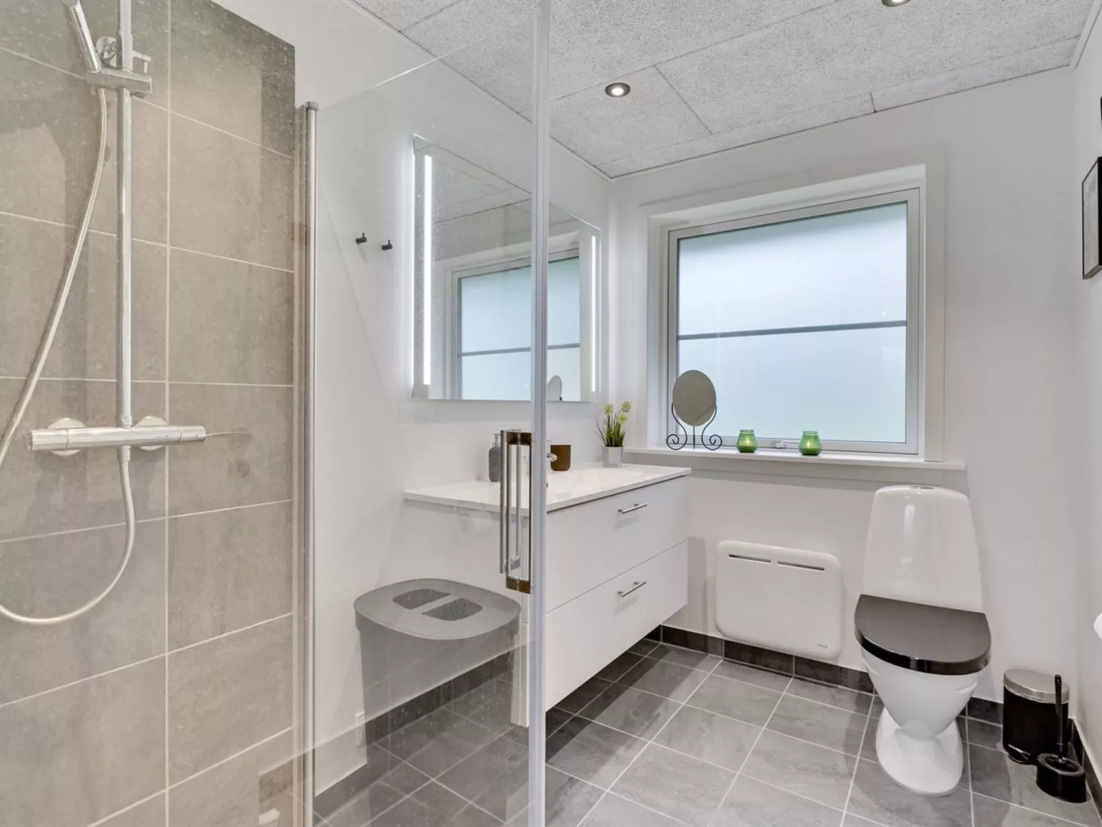 "Øn" -  from the sea-Binnen