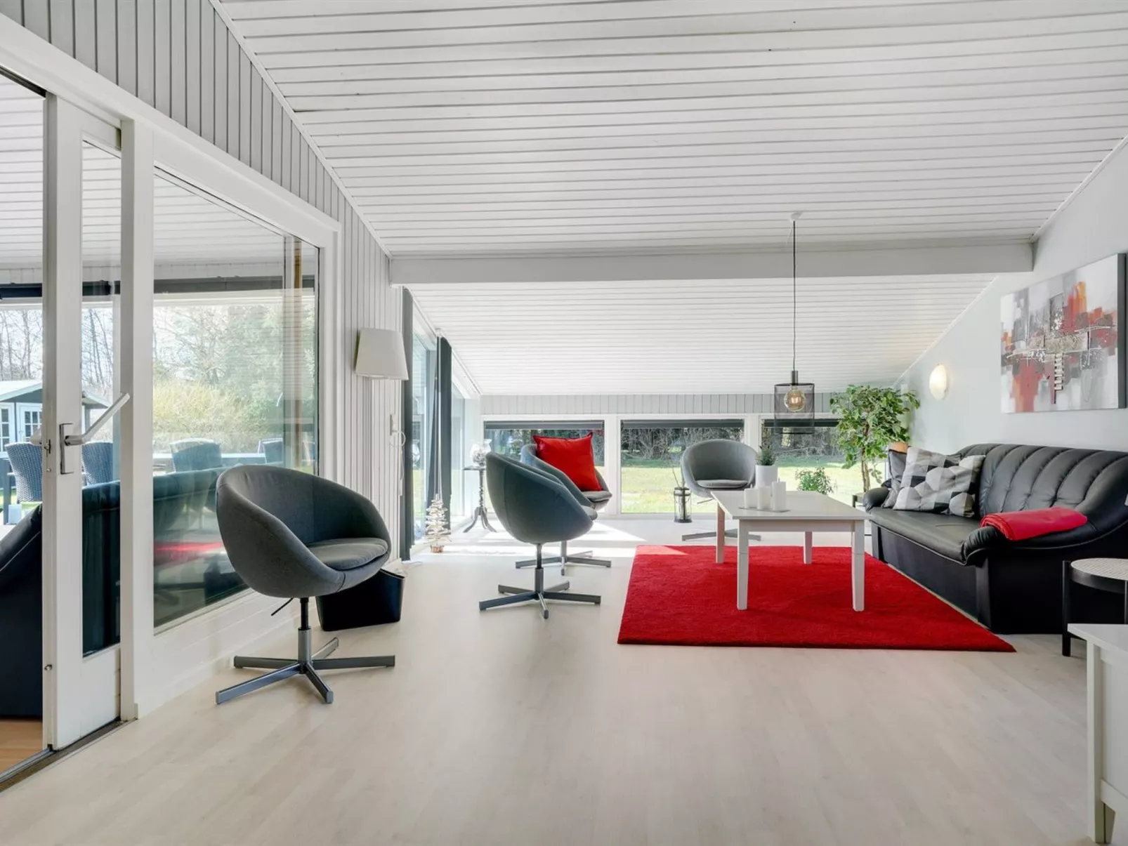 "Tiina" - 1km from the sea-Binnen