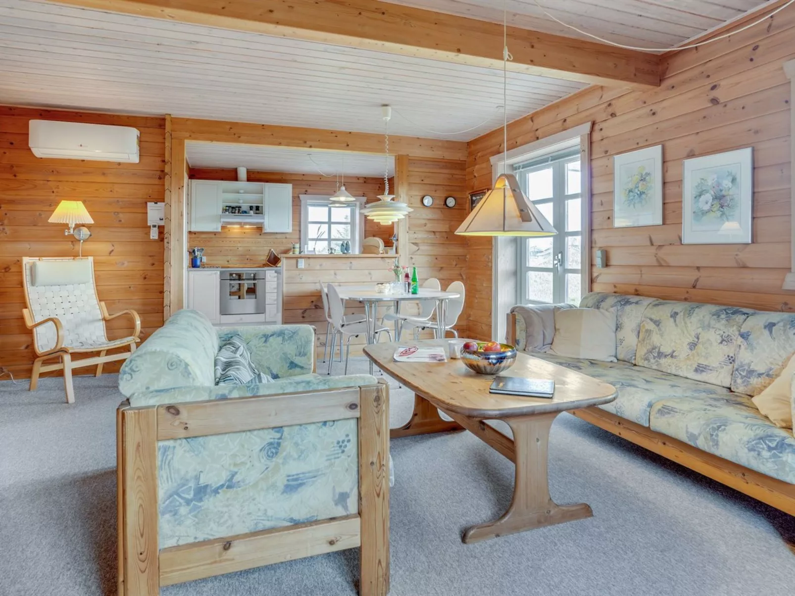 "Bjarnger" - 200m from the sea-Binnen