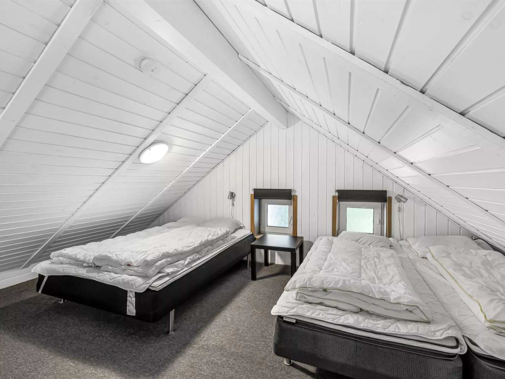 "Sylvi" - 1.7km from the sea-Binnen