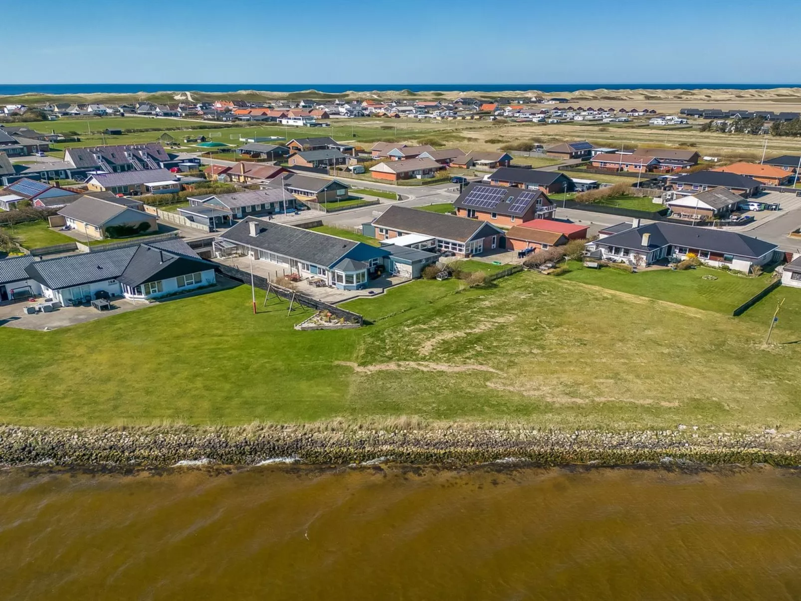 "Bibbi" - 20m to the fjord-Buiten