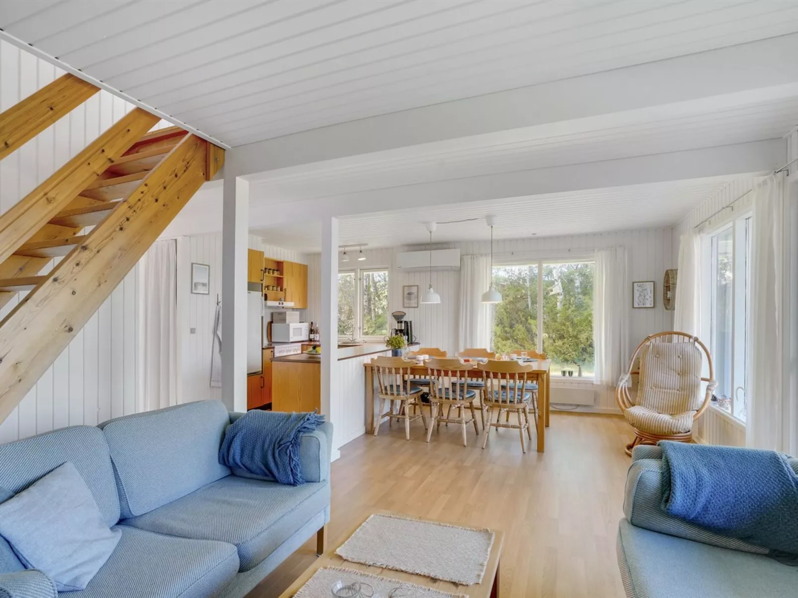 "Thina" - 750m to the fjord-Binnen