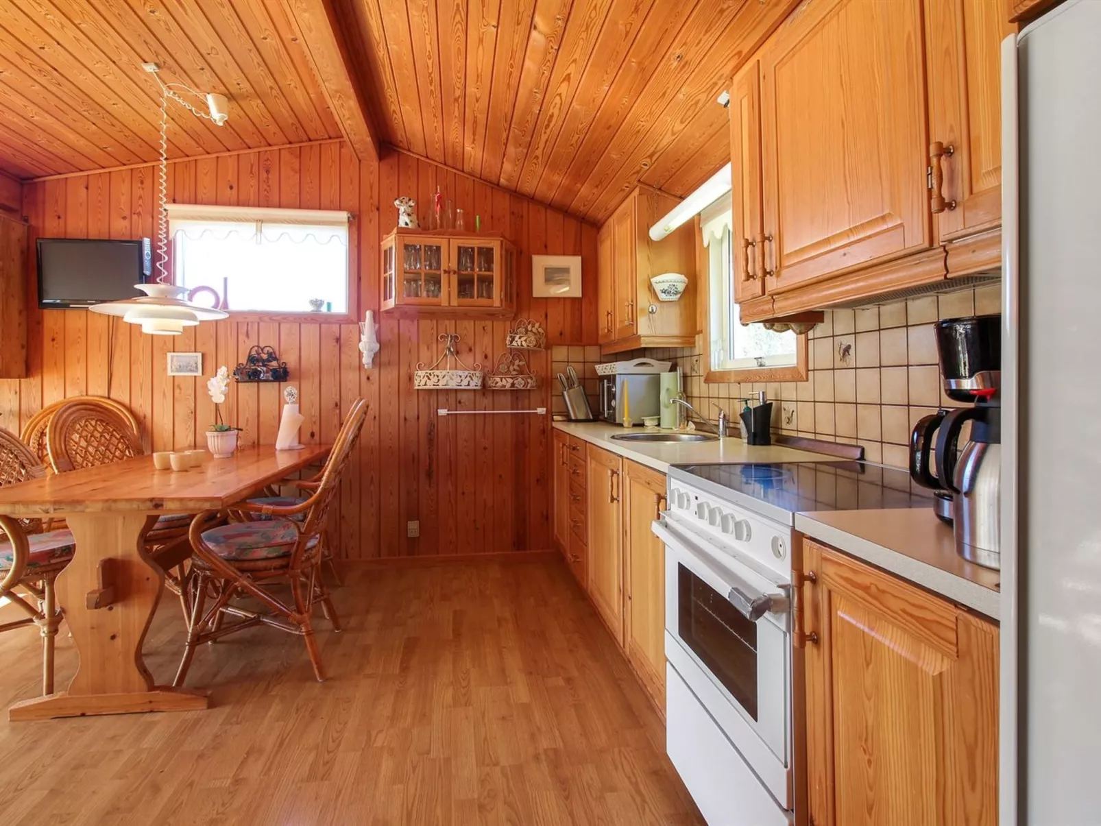 "Bjari" - 850m from the sea-Binnen