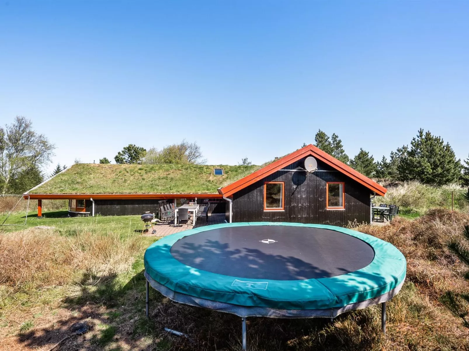 "Niyazi" - 3.1km from the sea-Buiten