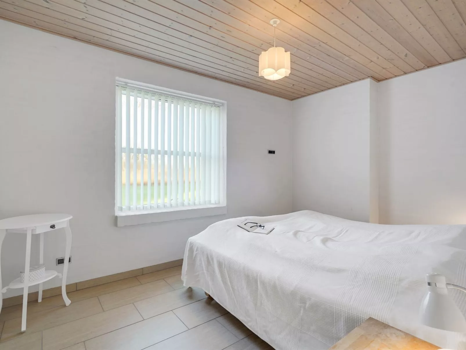 "Fengur" - 330m from the sea-Binnen