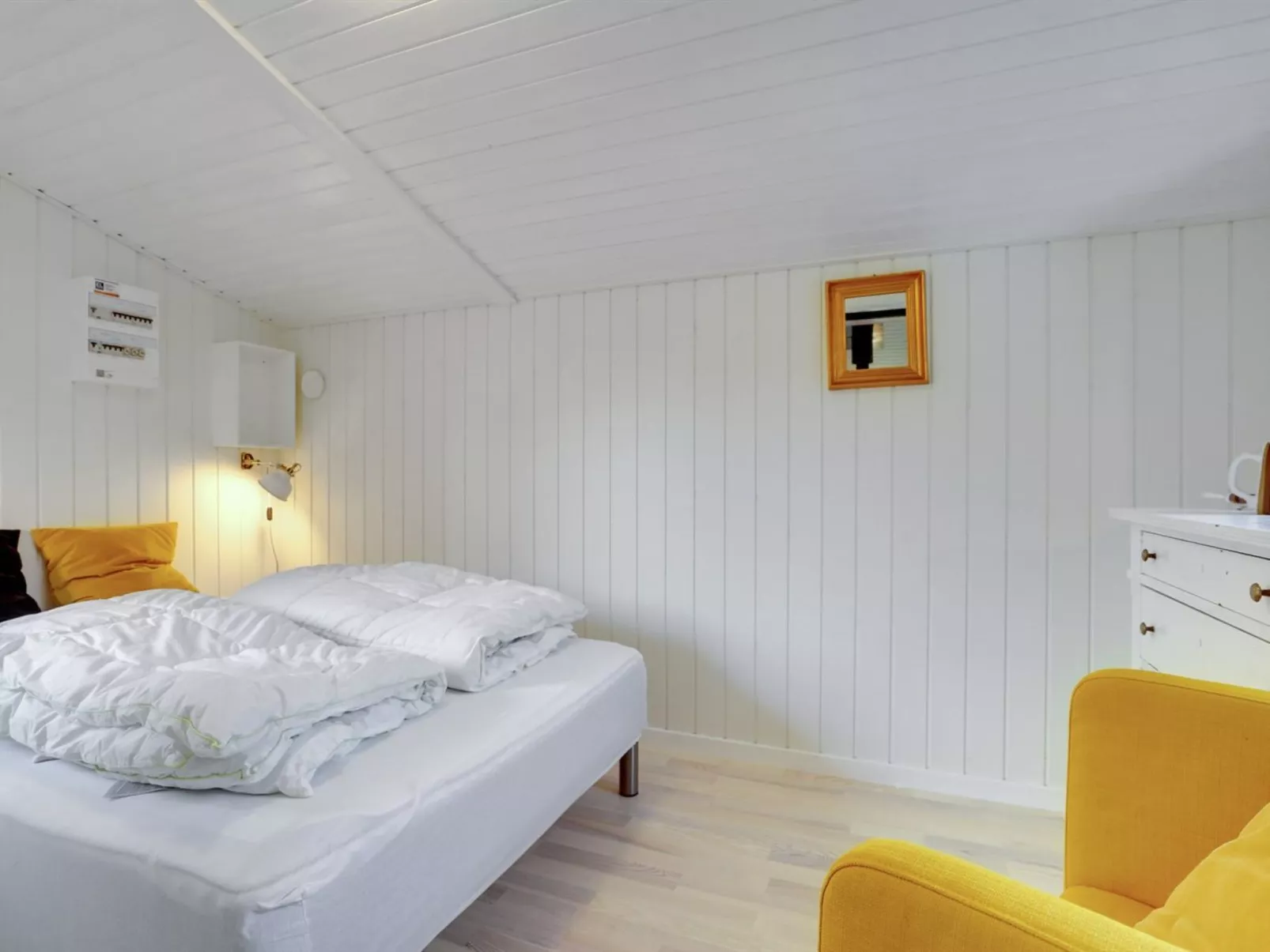 "Brune" - 30km from the sea-Binnen