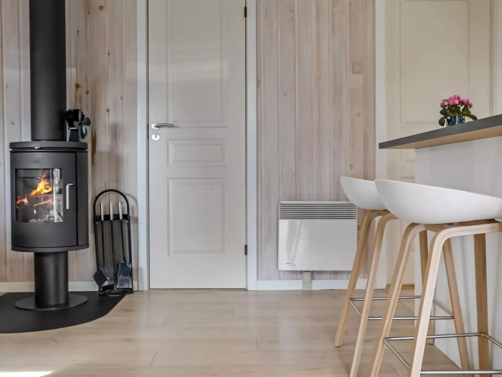 "Richardine" - 850m from the sea-Binnen