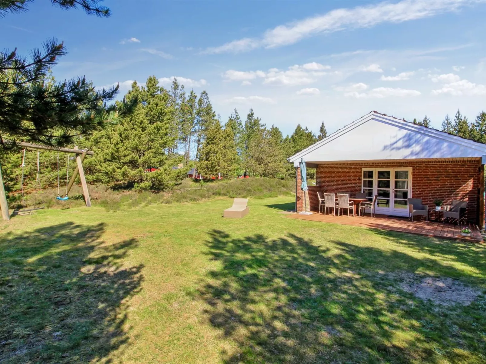 "Angret" - 3.5km from the sea-Buiten